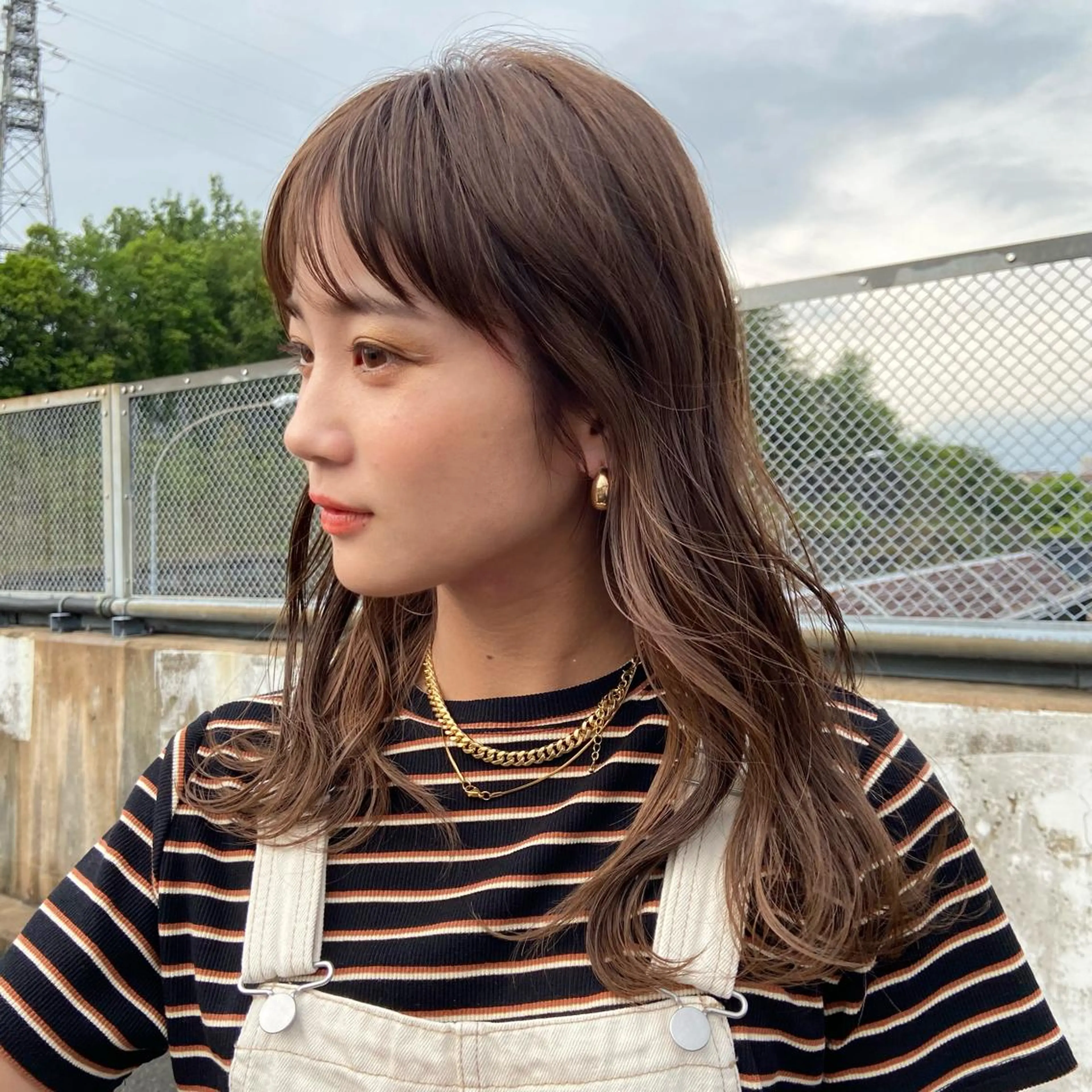 ロング カラー ヘアアレンジ ベージュカラー ブラウンカラー インナーカラー TIDEHAIR SHIHOのヘアスタイル