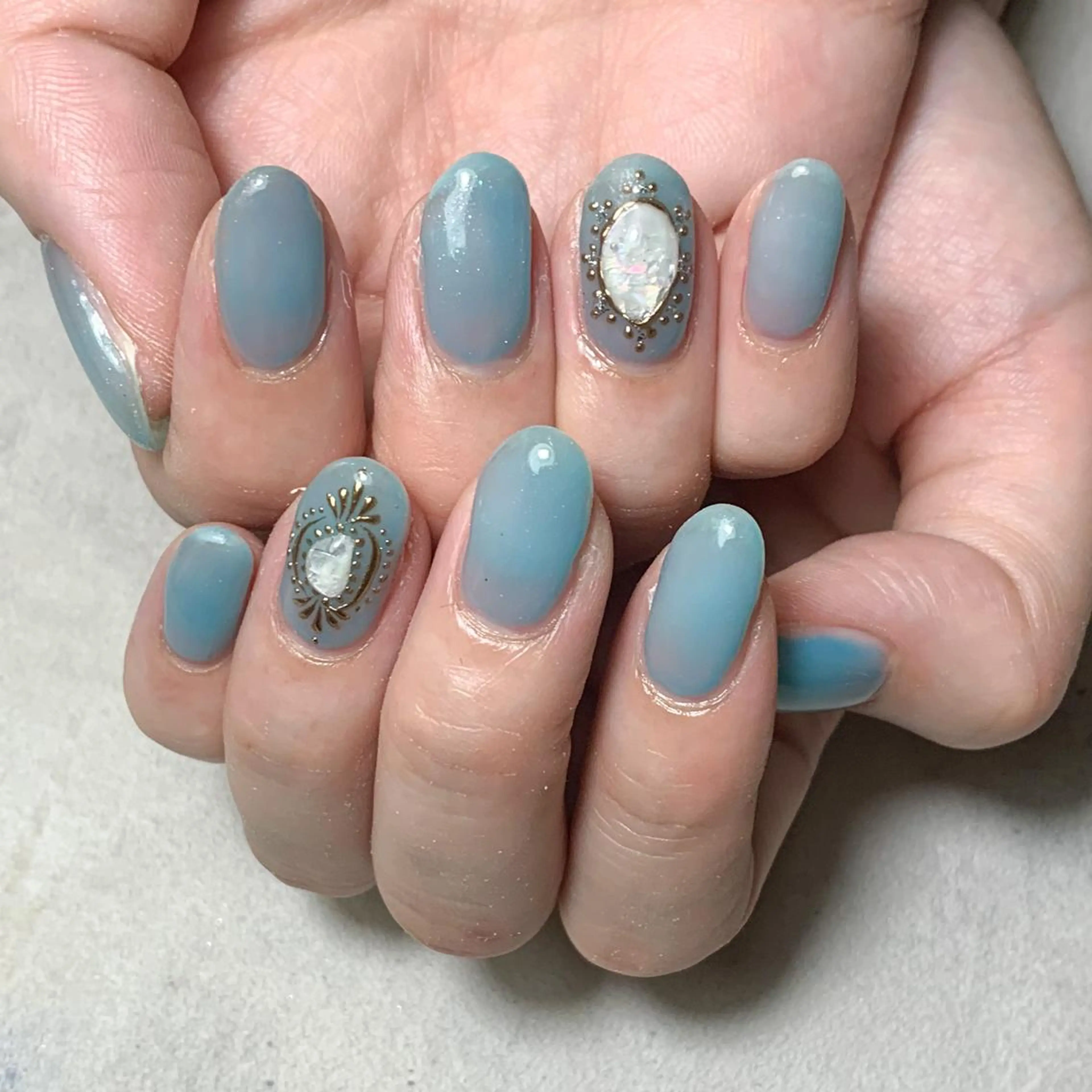 ネイル atelier　FIORITURA所属・FIORITURA aiのネイルデザイン