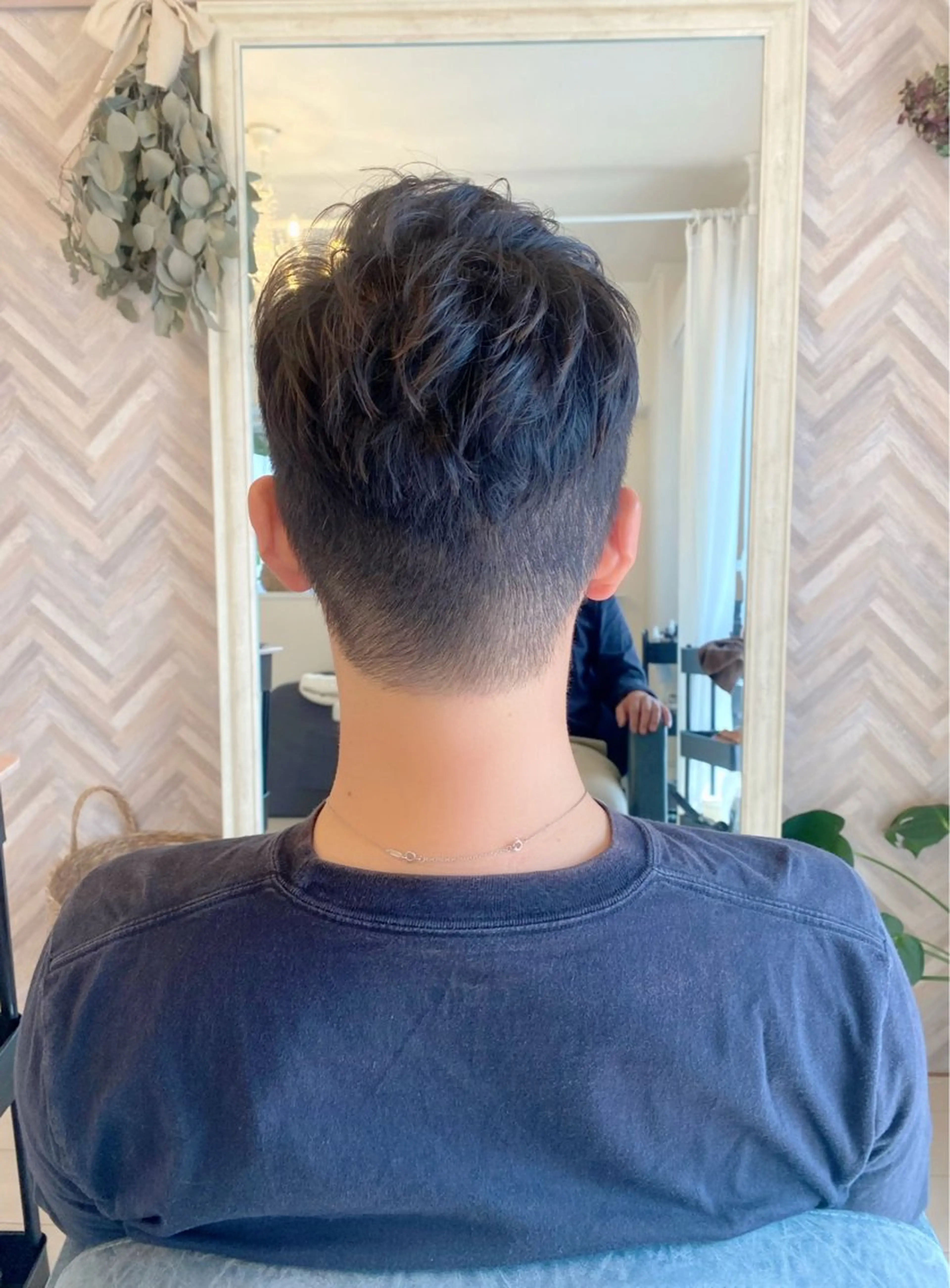 メンズシャンプーカットの写真