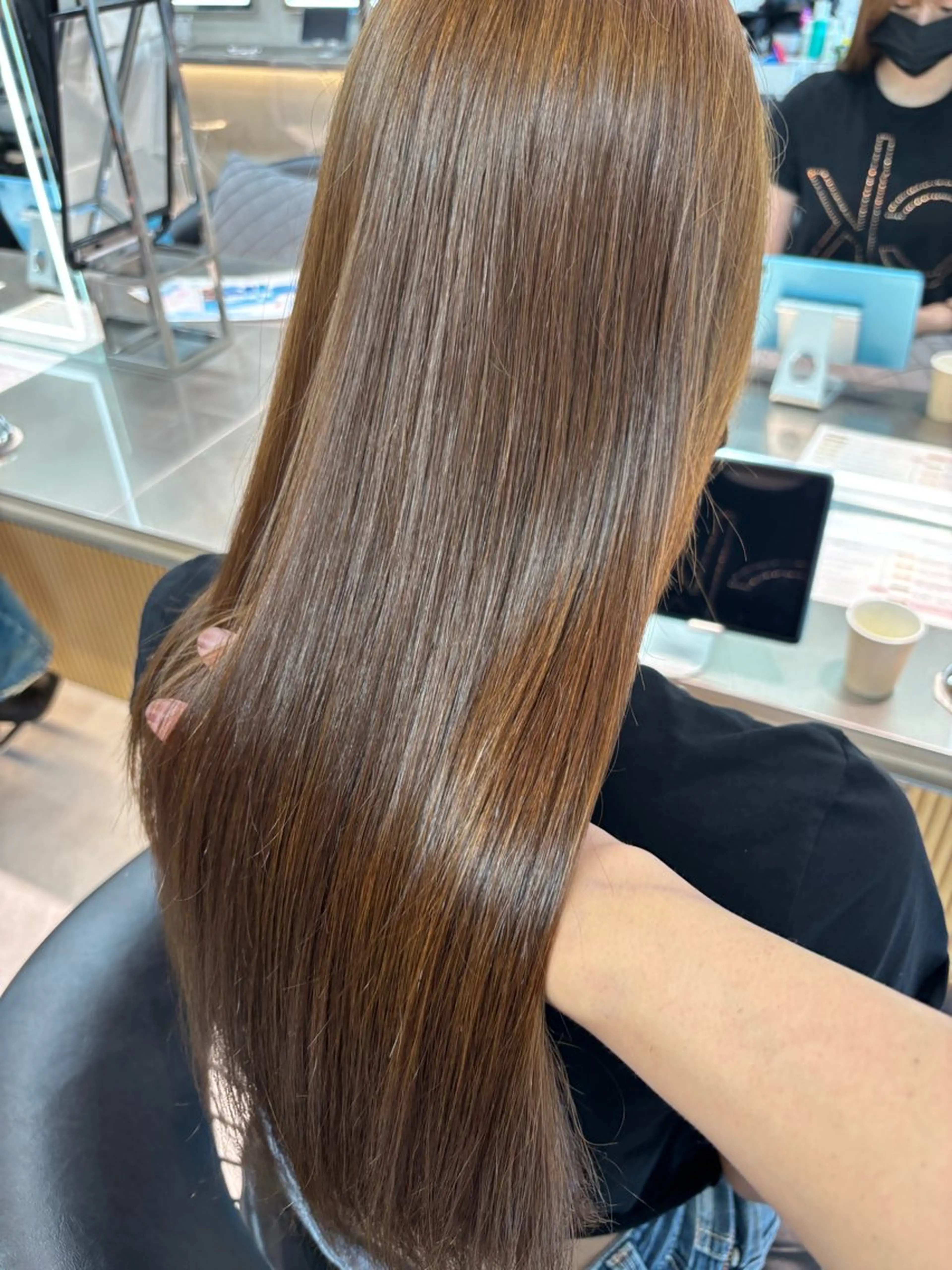 セミロング カラー パーマ 髪質改善 縮毛矯正 カット ヘアカラー 縮毛矯正 トリートメント 【美髪矯正】 吉村　清志のヘアスタイル