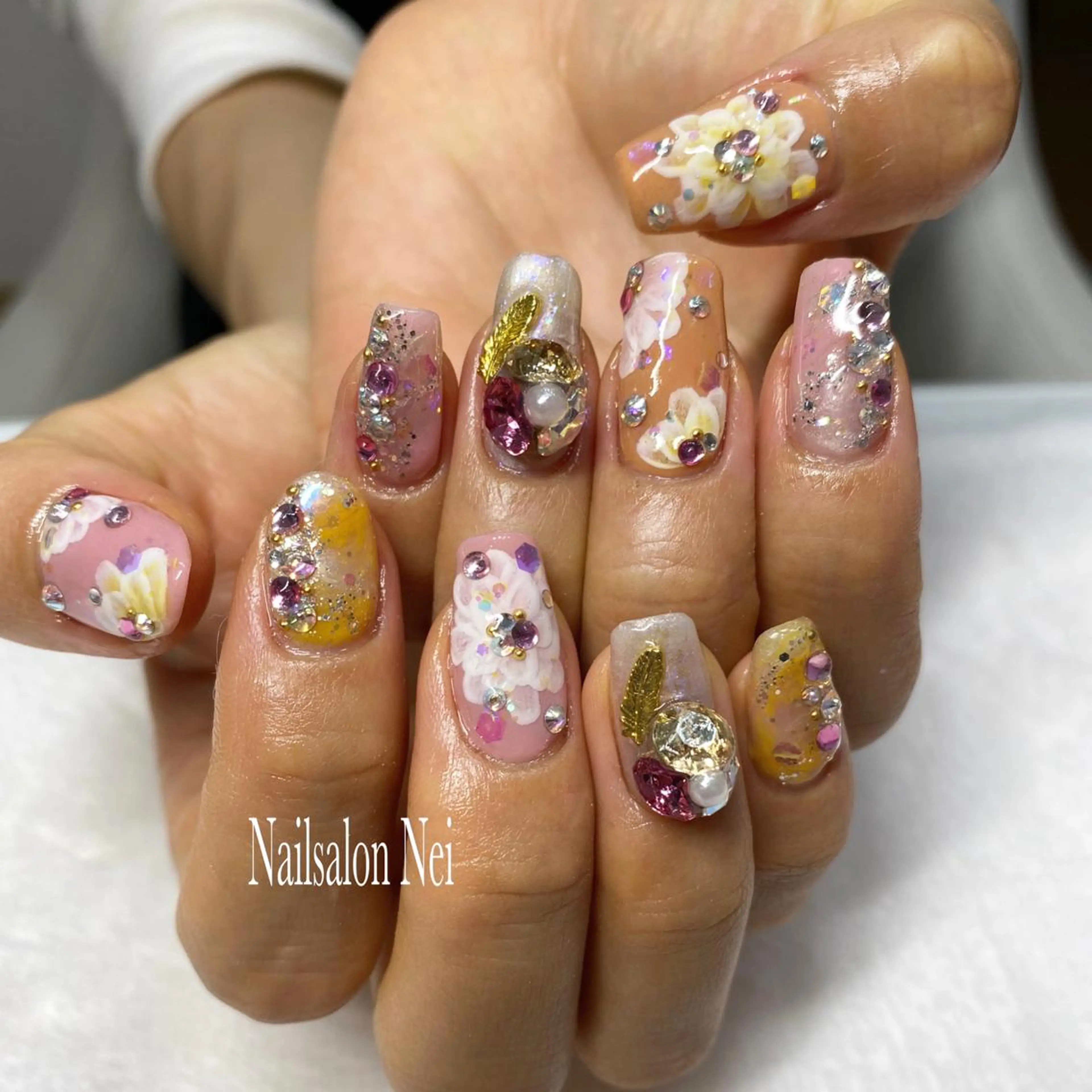 ネイル Nailsalon Ｒ《喜多見3分》のネイルデザイン