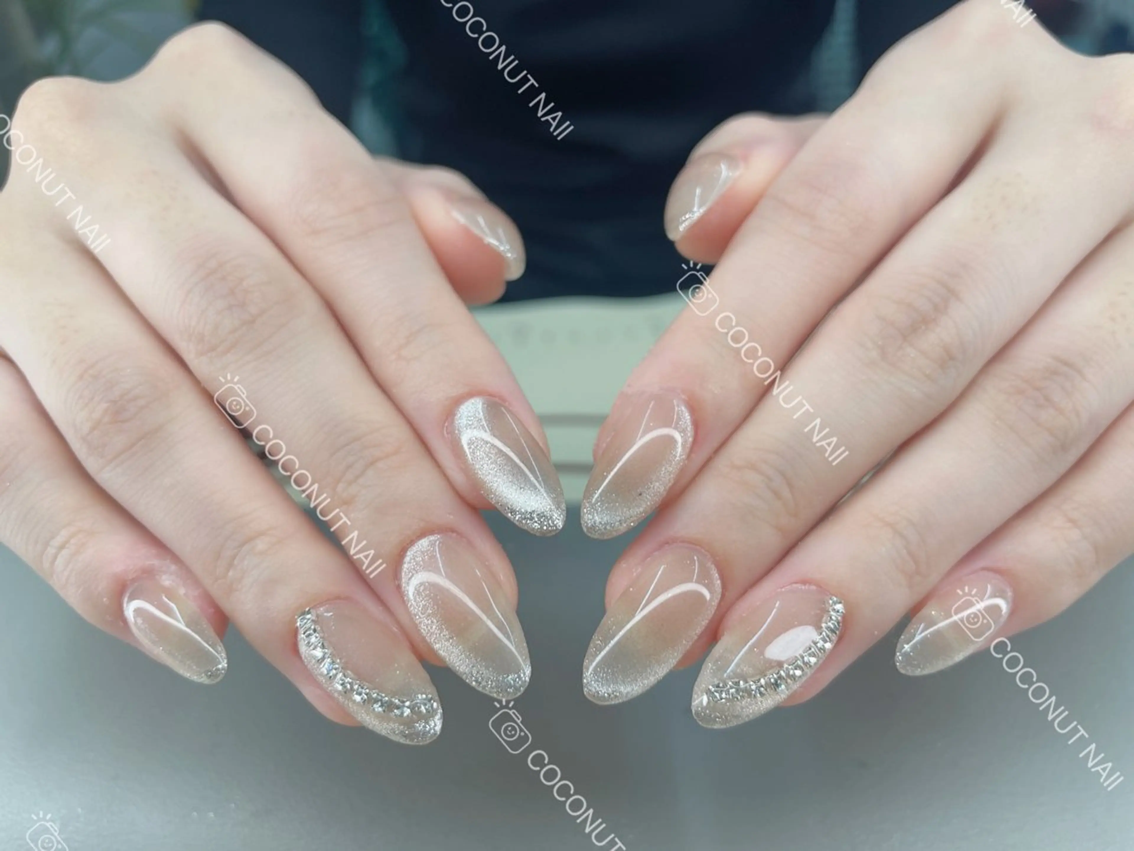 ネイル ハンドネイル 神田 ココナッツのネイルデザイン