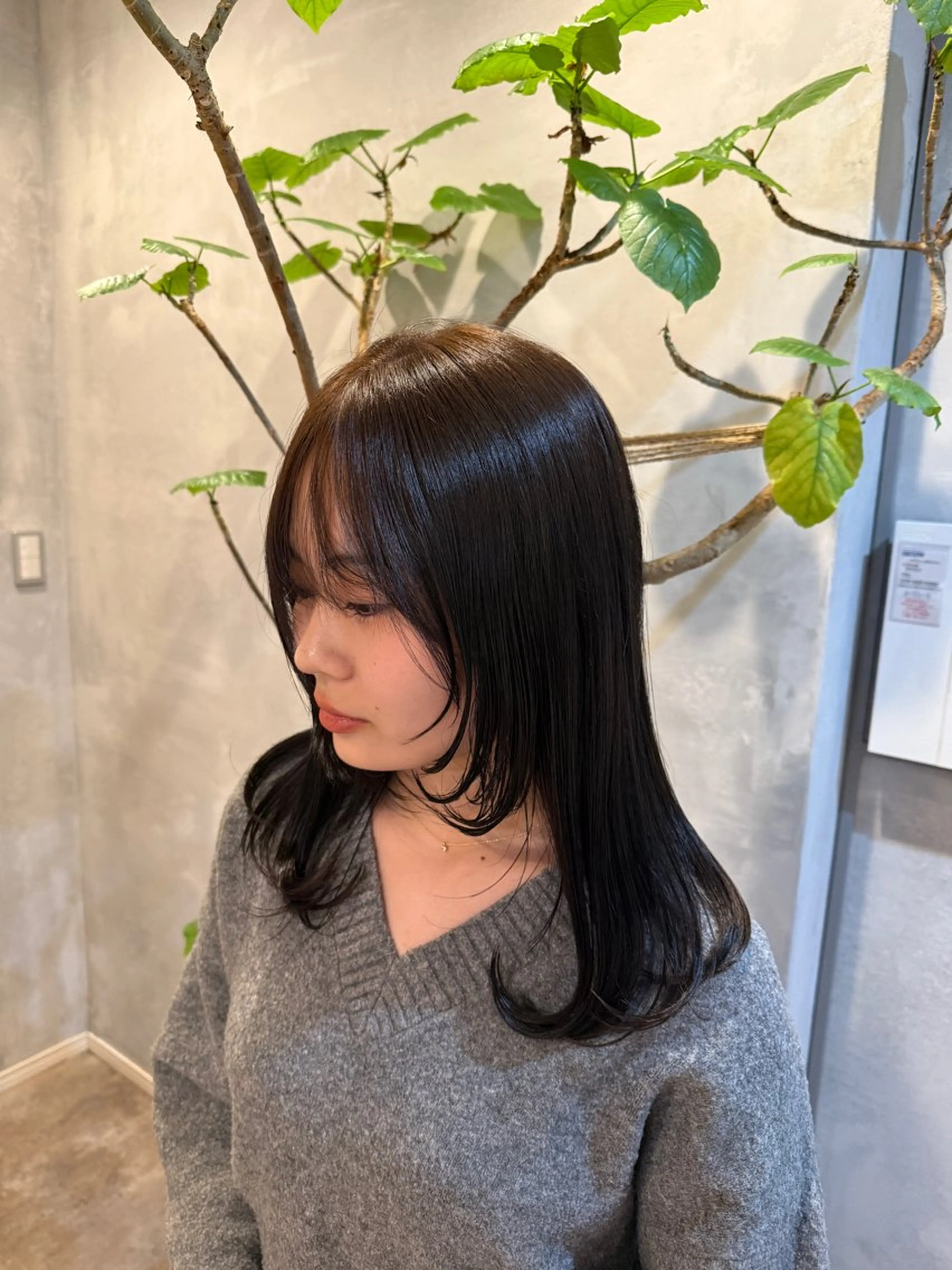 ミディアム 顔周りカット レイヤーカット 木村 心海☆明石のヘアスタイル