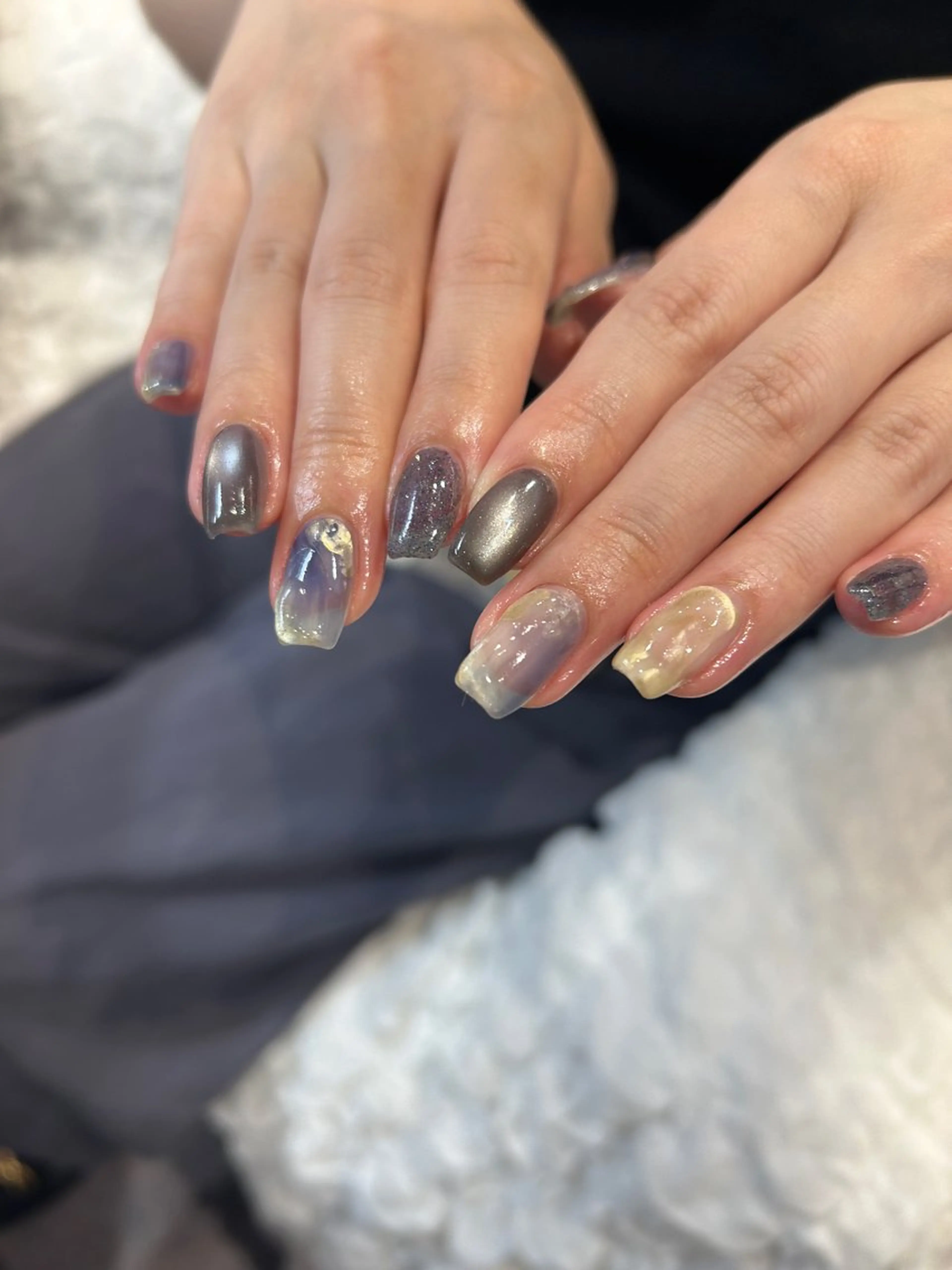 ネイル ハンドネイル NINEnami ニュアンスネイルのネイルデザイン