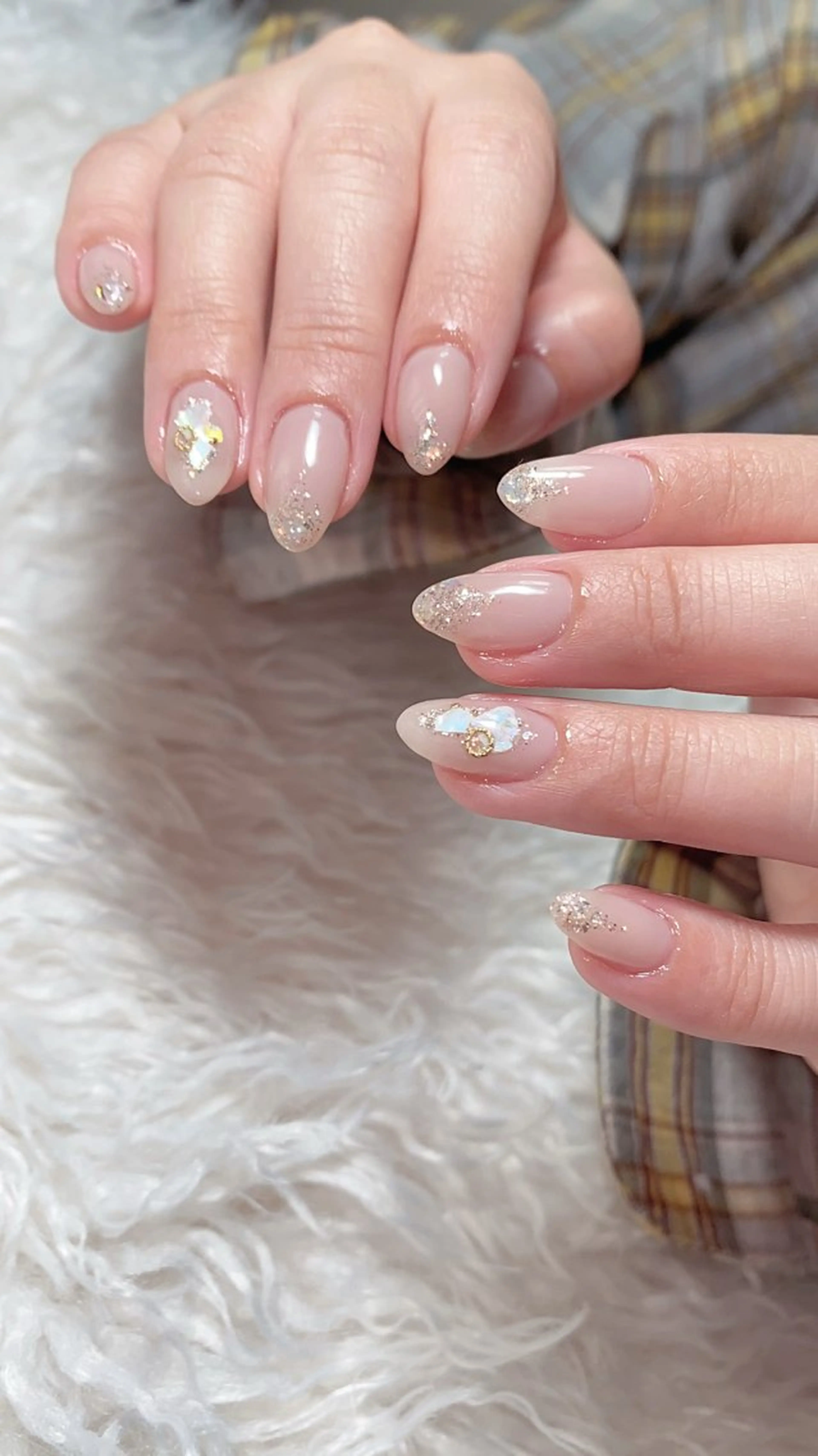 ネイル ハンドネイル n o q r m. n a c h iのネイルデザイン