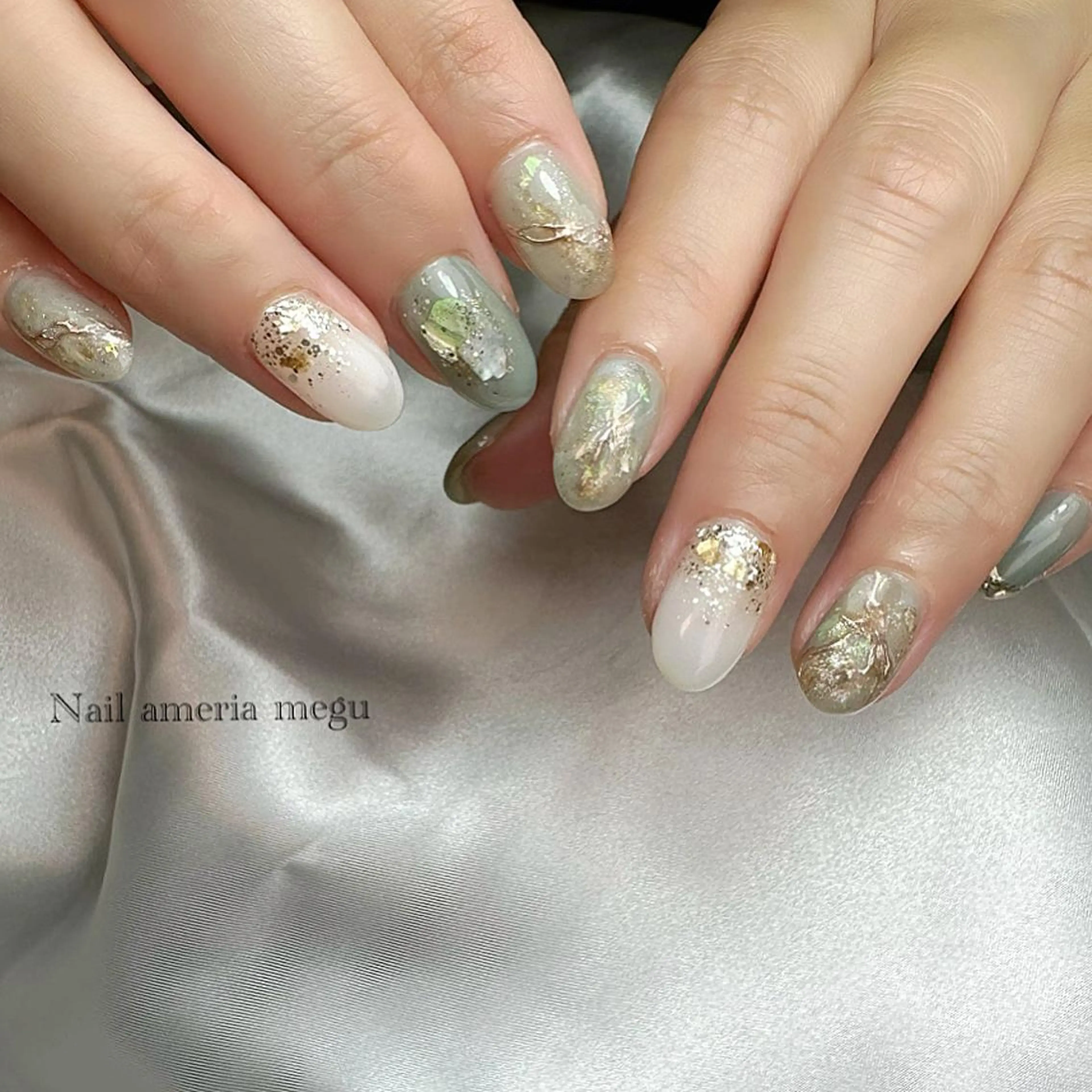 ネイル グリーン ニュアンスネイル ハンドネイル Nail ameria megu所属・ameria meguのネイルデザイン