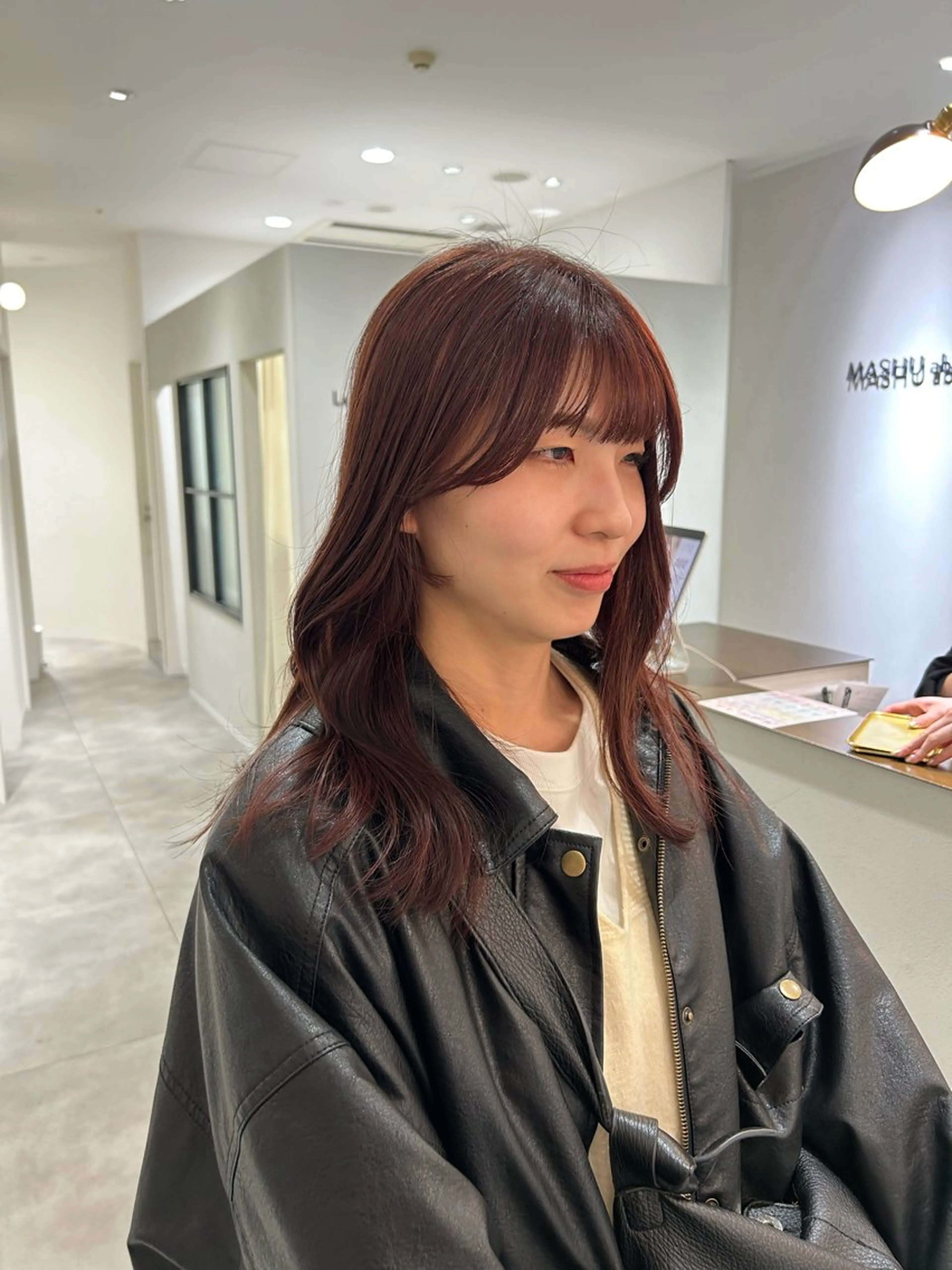 セミロング カラー ブリーチ ブリーチなしカラー ピンクカラー カット ヘアカラー オリーブベージュ/ ブリーチなし透明感のヘアスタイル