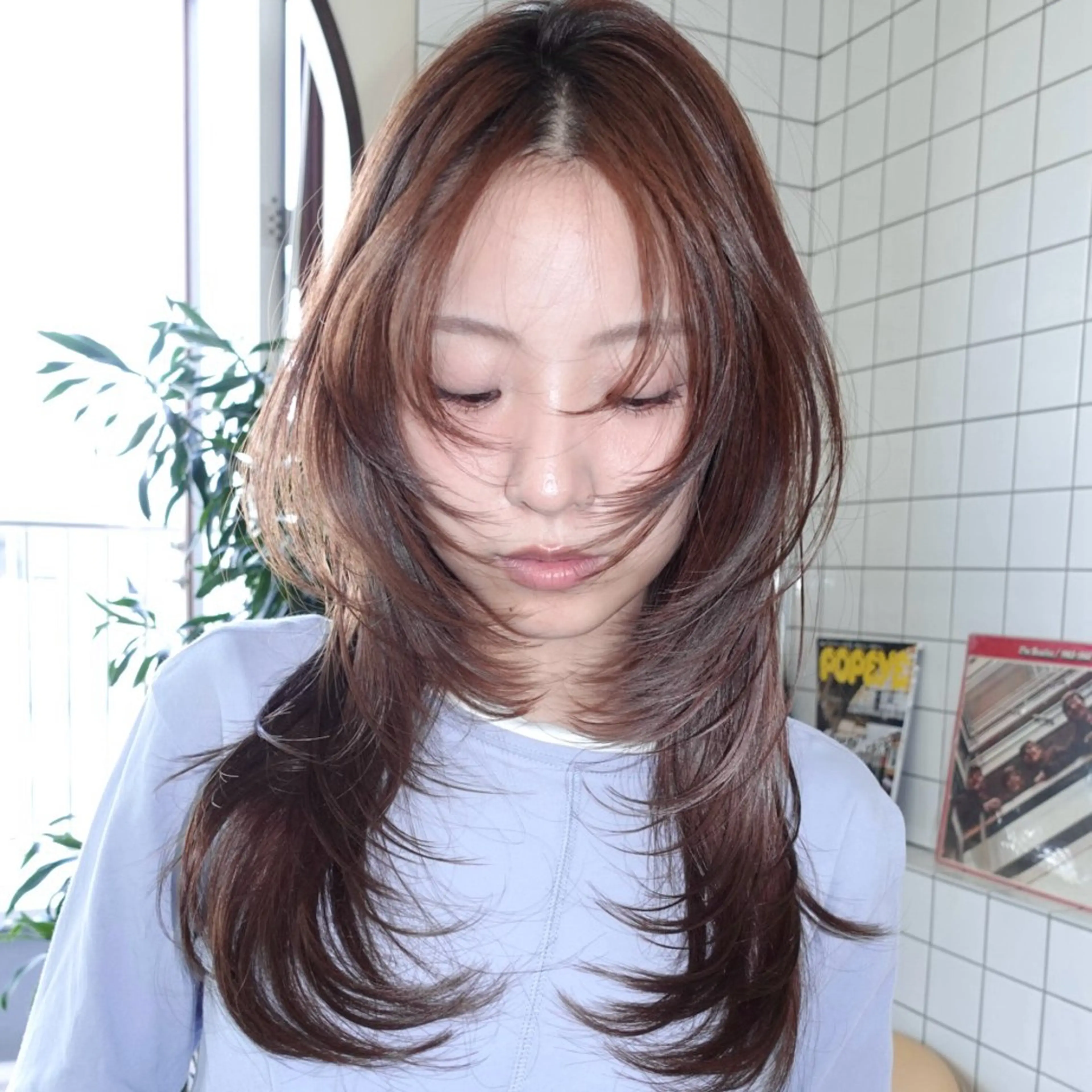 セミロング カラー パーマ 黒髪 パーマ 縮毛矯正 レイヤーカット ハッシュカットのヘアスタイル