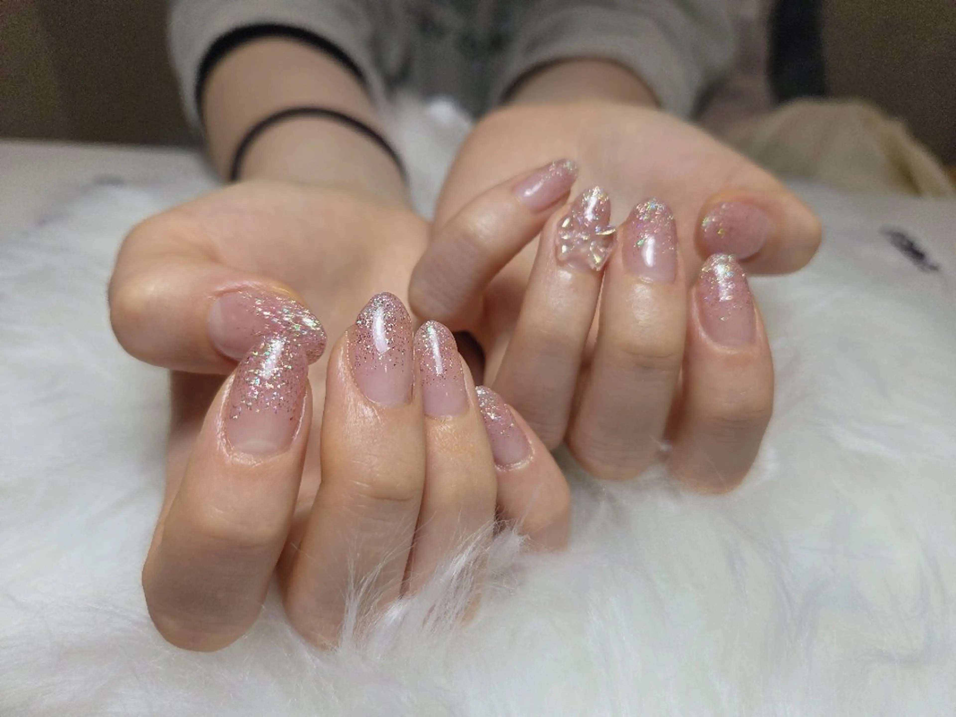 ネイル グラデーション ラメ(グリッター) ラメグラデーション 和風流　本店所属・和風流 wafuruのネイルデザイン