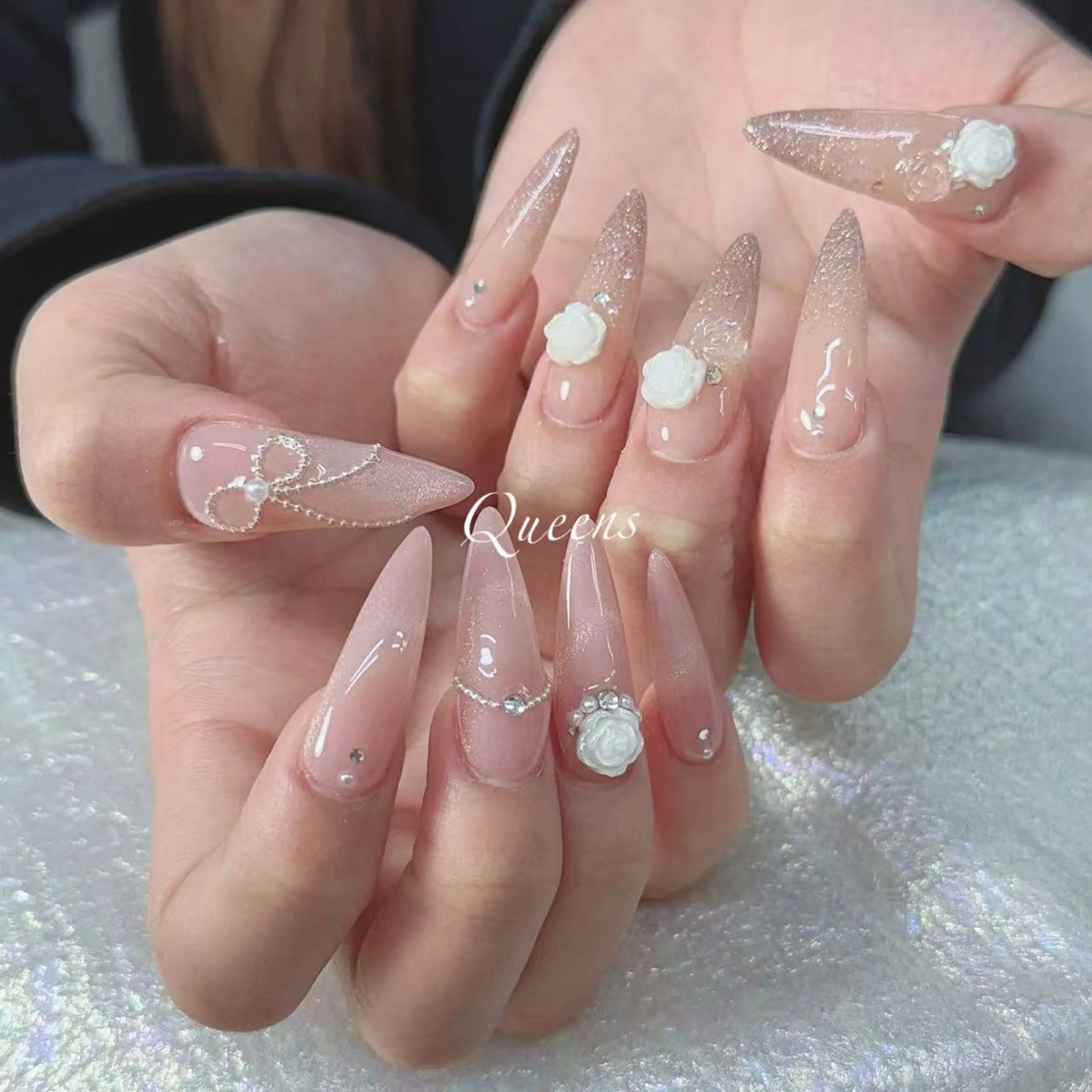 ネイル ハンドネイル Queens マオのネイルデザイン