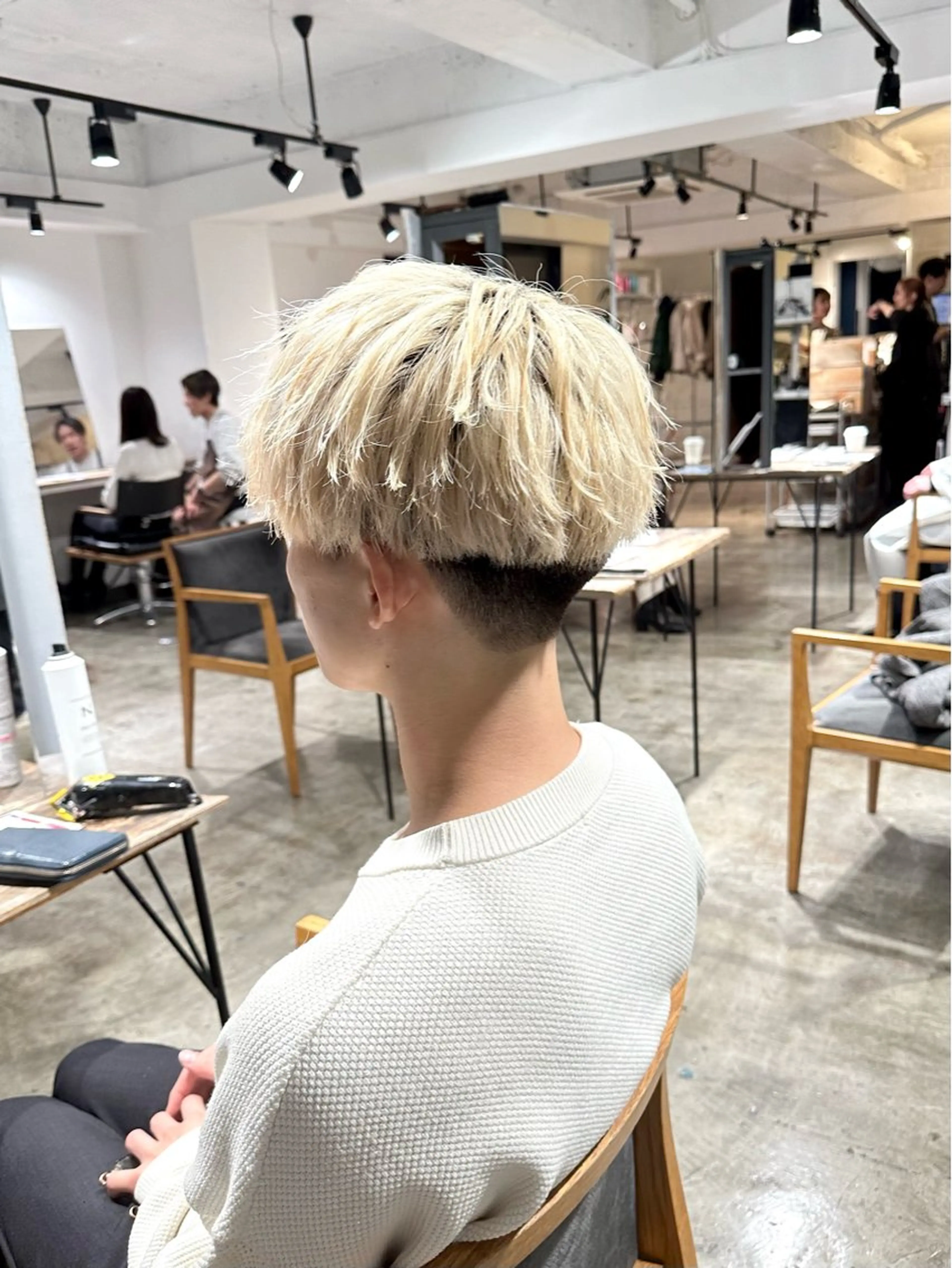 メンズ メンズブリーチ マッシュ メンズパーマ 刈り上げ カット ヘアカラー トリートメント 骨格補正施術/メンズ 専門美容師/YUYAのヘアスタイル