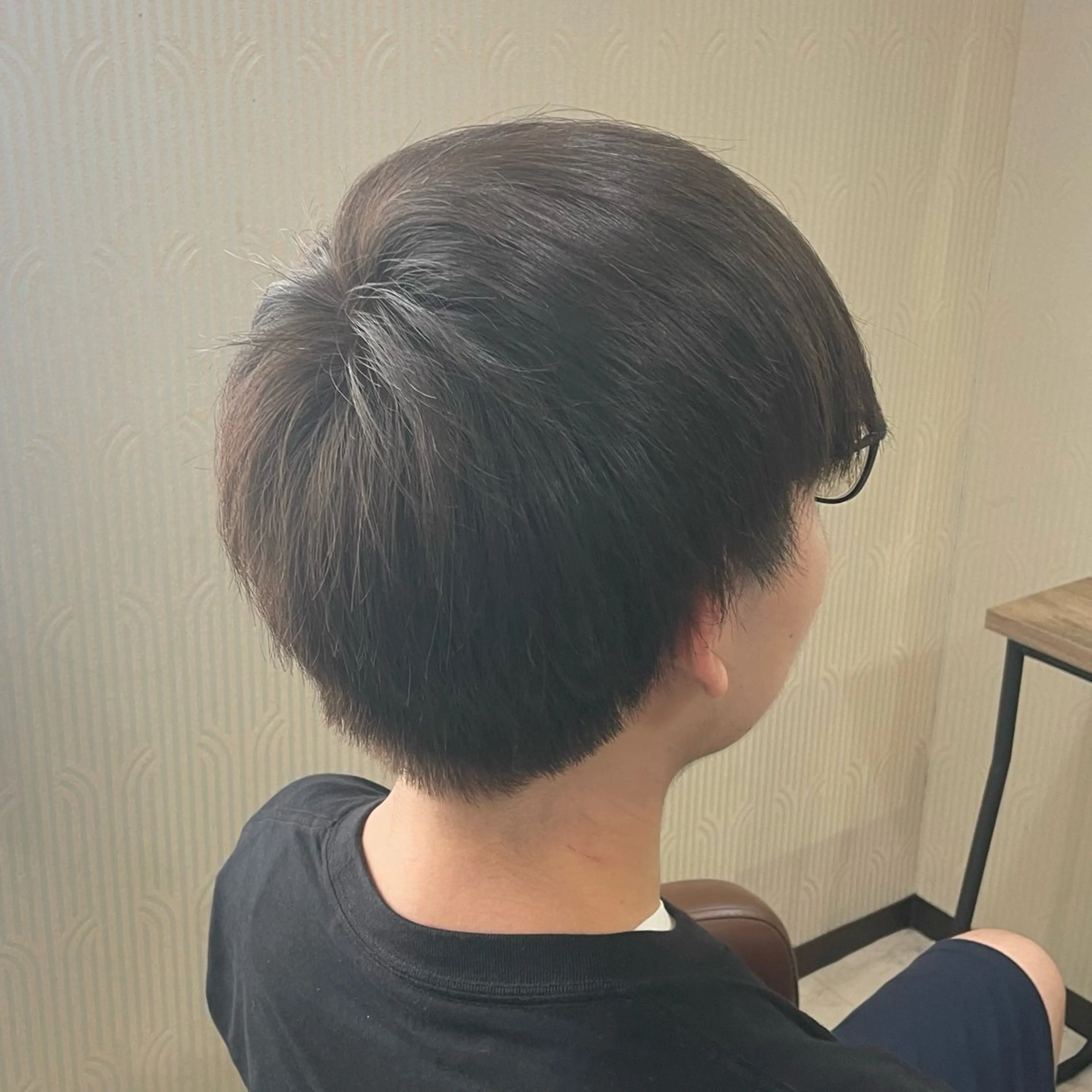 ショート カラー メンズ ブラウンカラー チョコレートブラウン feliz🤍 RINAのマツエク・マツパデザイン