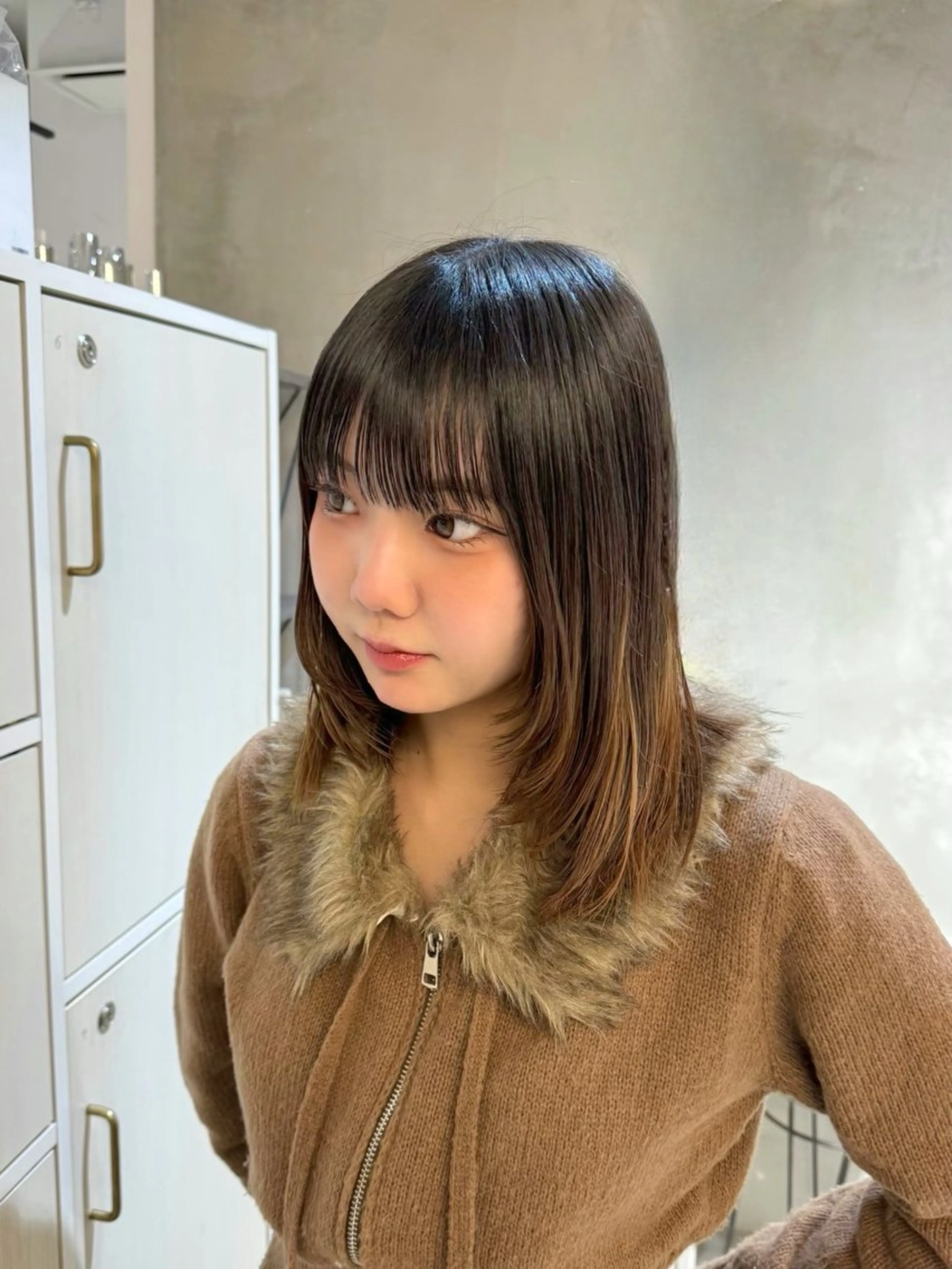 ミディアム レイヤーカット わださこ ひなこのヘアスタイル