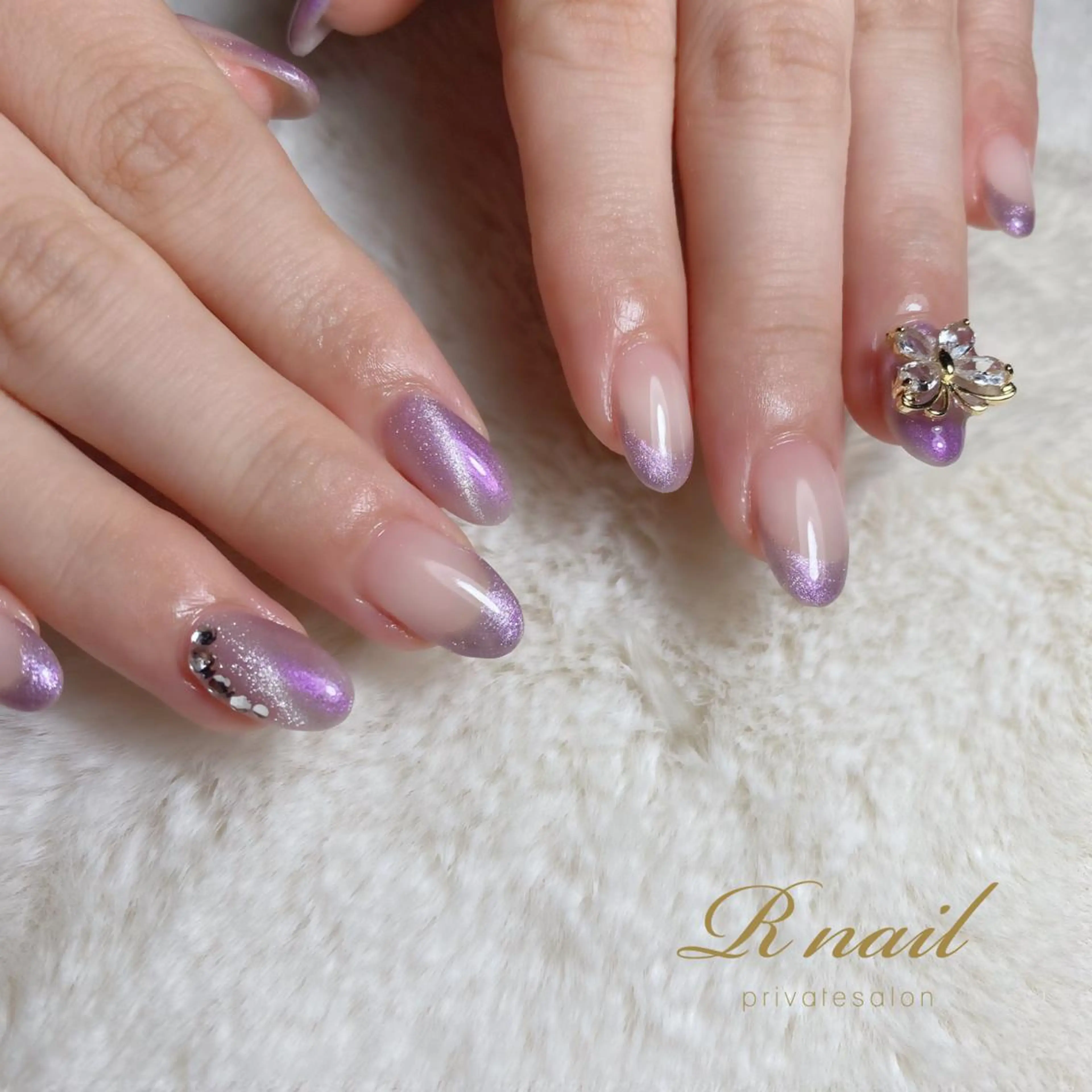 ネイル フレンチネイル マグネットネイル マグネットフレンチ R nailのネイルデザイン