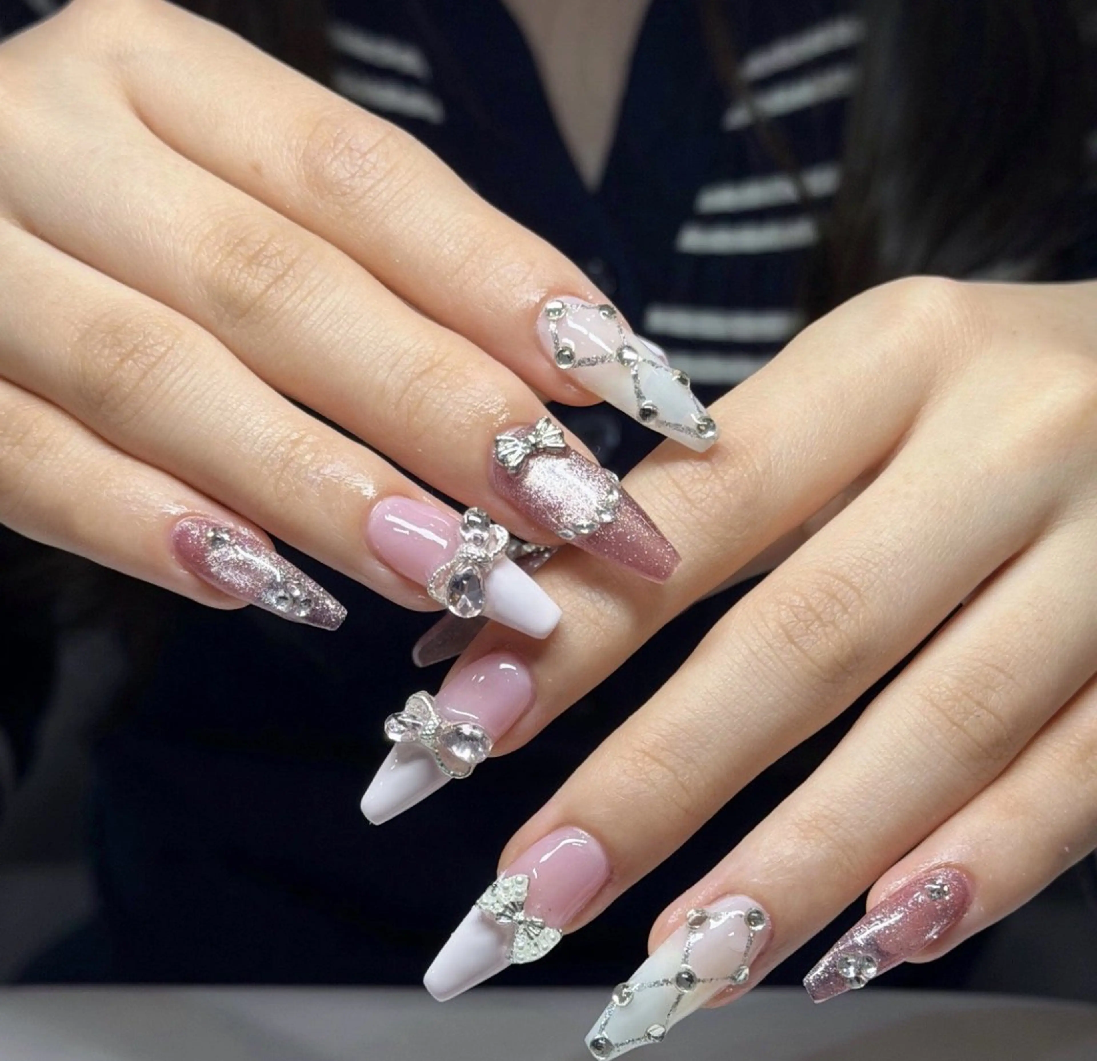 ネイル 長さ出し フレンチネイル 韓国ネイル レース マグネットネイル 高橋 ユキのネイルデザイン