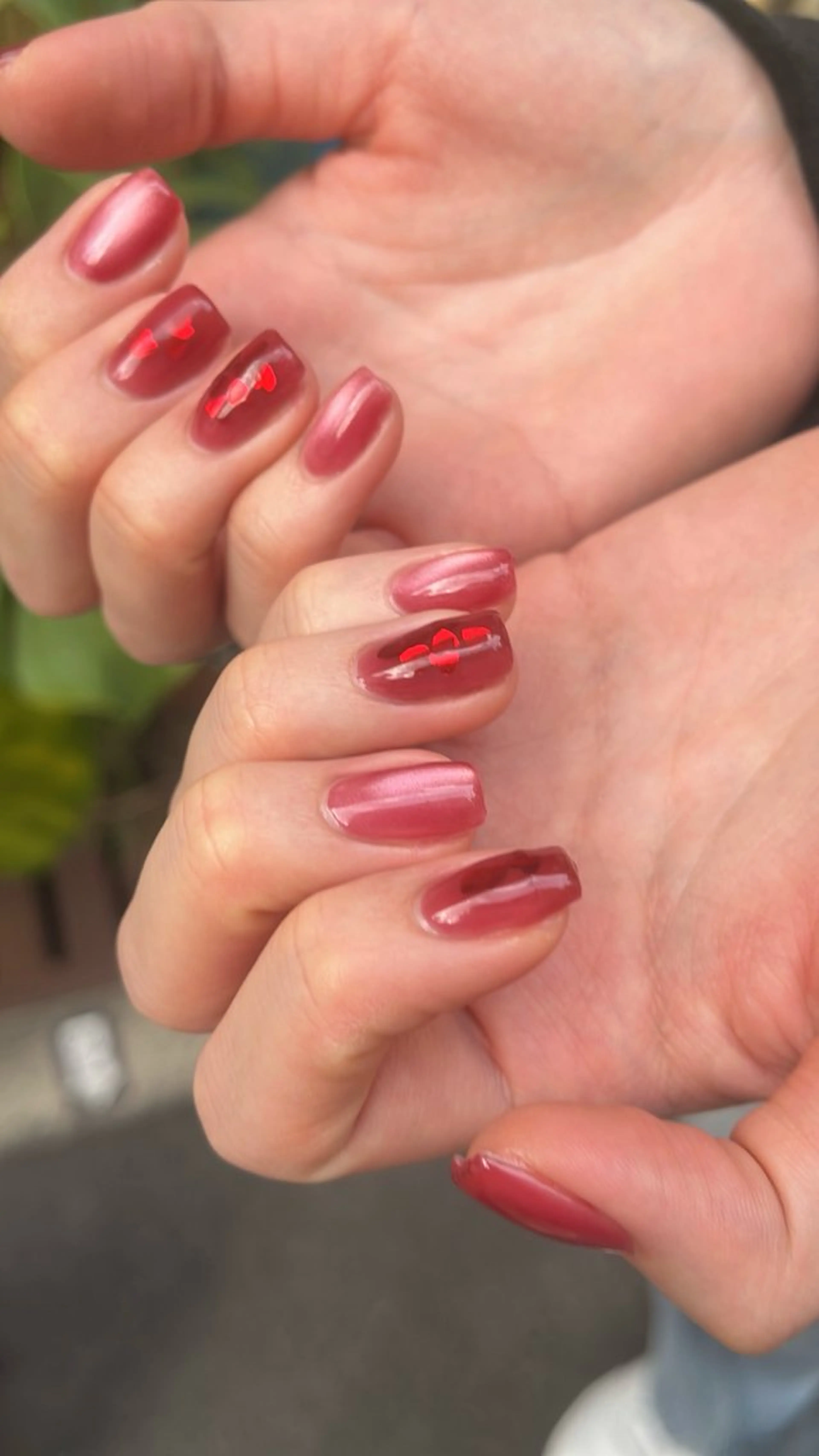 ネイル フラッシュネイル マグネットネイル ニュアンスネイル シンプルネイル バレンタイン ハンドネイル SAKU  nail[サクネイル]所属・SAKU nail 作島茜のネイルデザイン