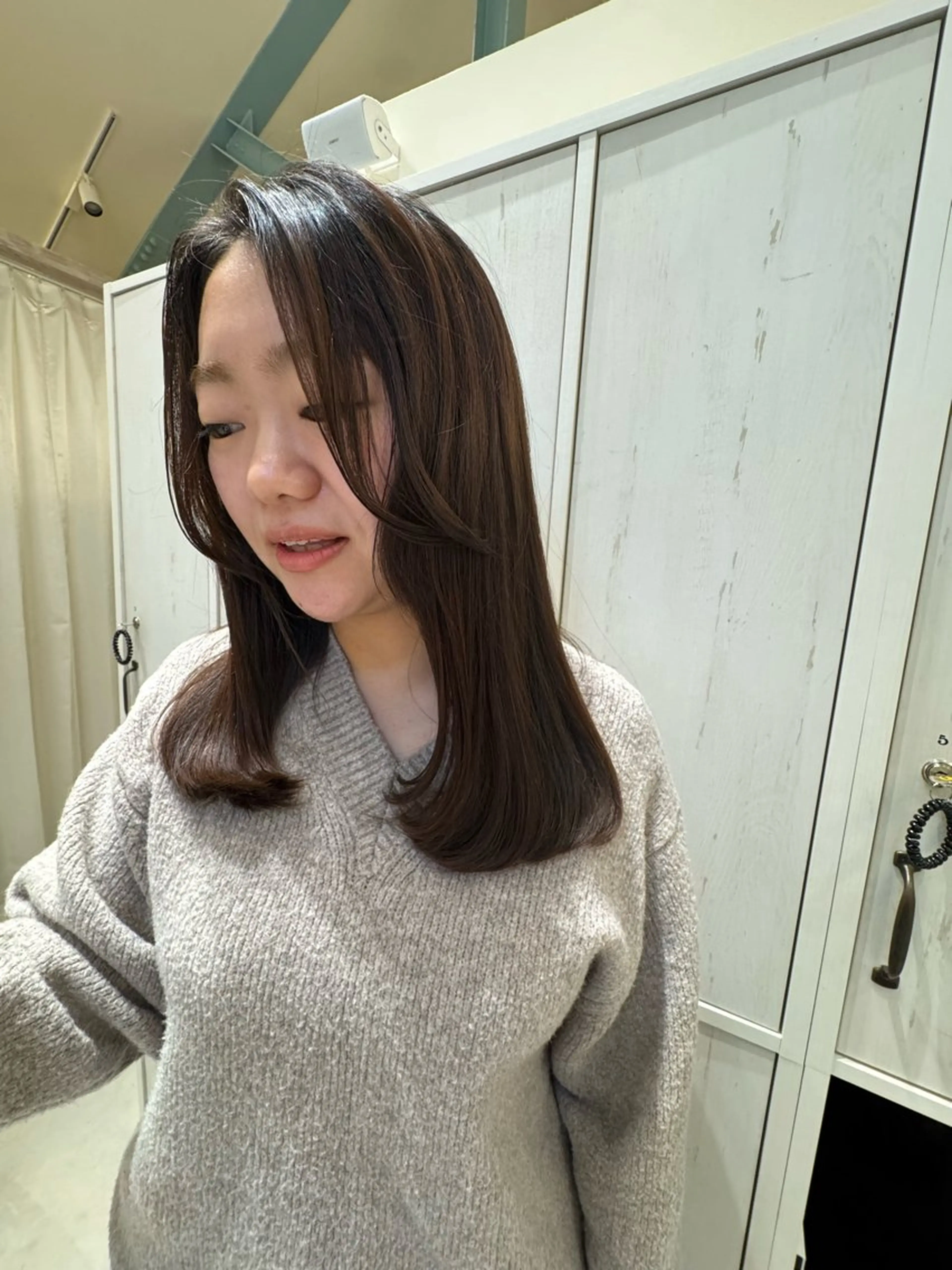 ミディアム レイヤーカット 太田 千尋のヘアスタイル