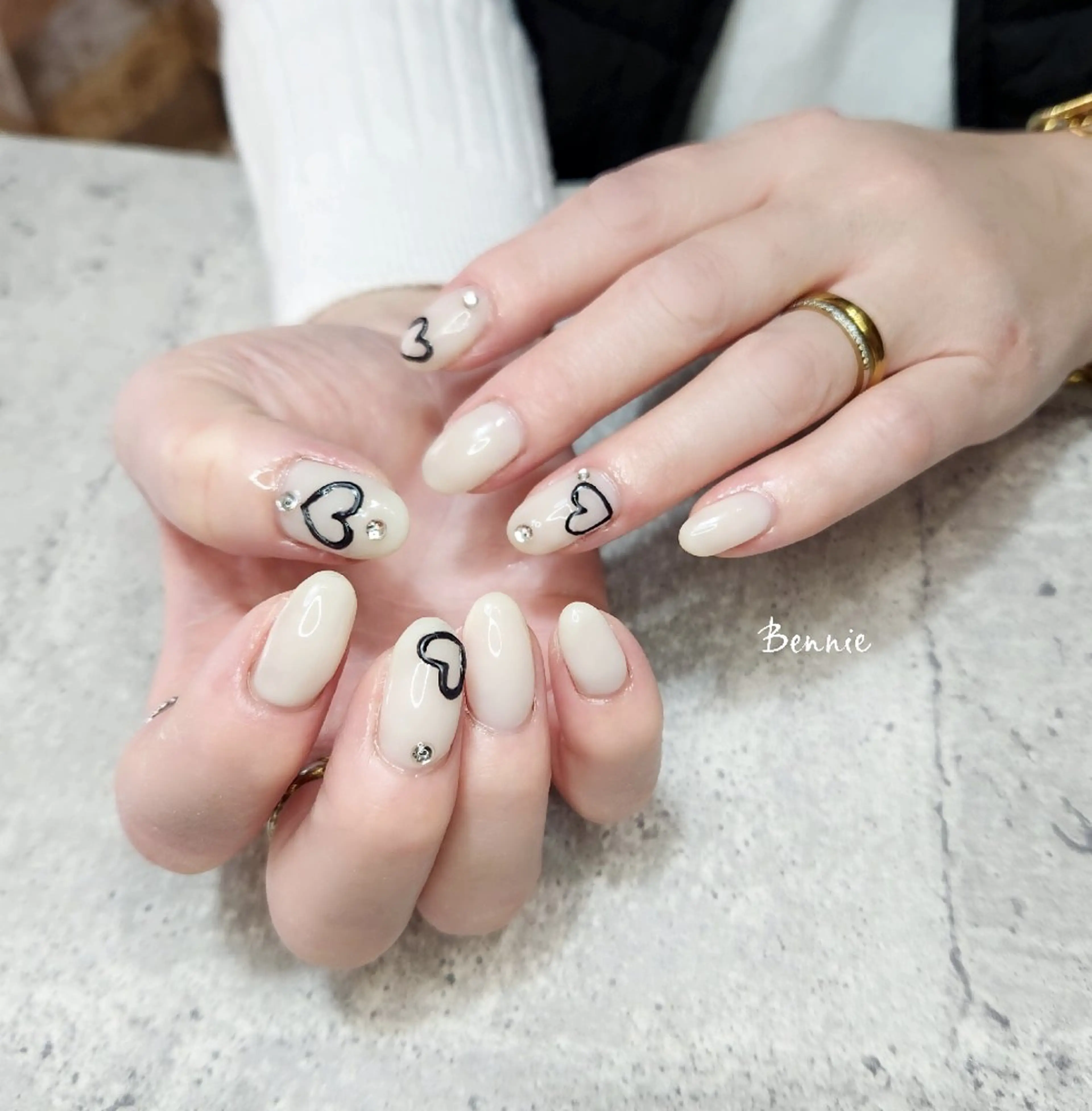 ネイル ハート ぷっくりネイル バレンタイン ハンドネイル   BENNIEのネイルデザイン