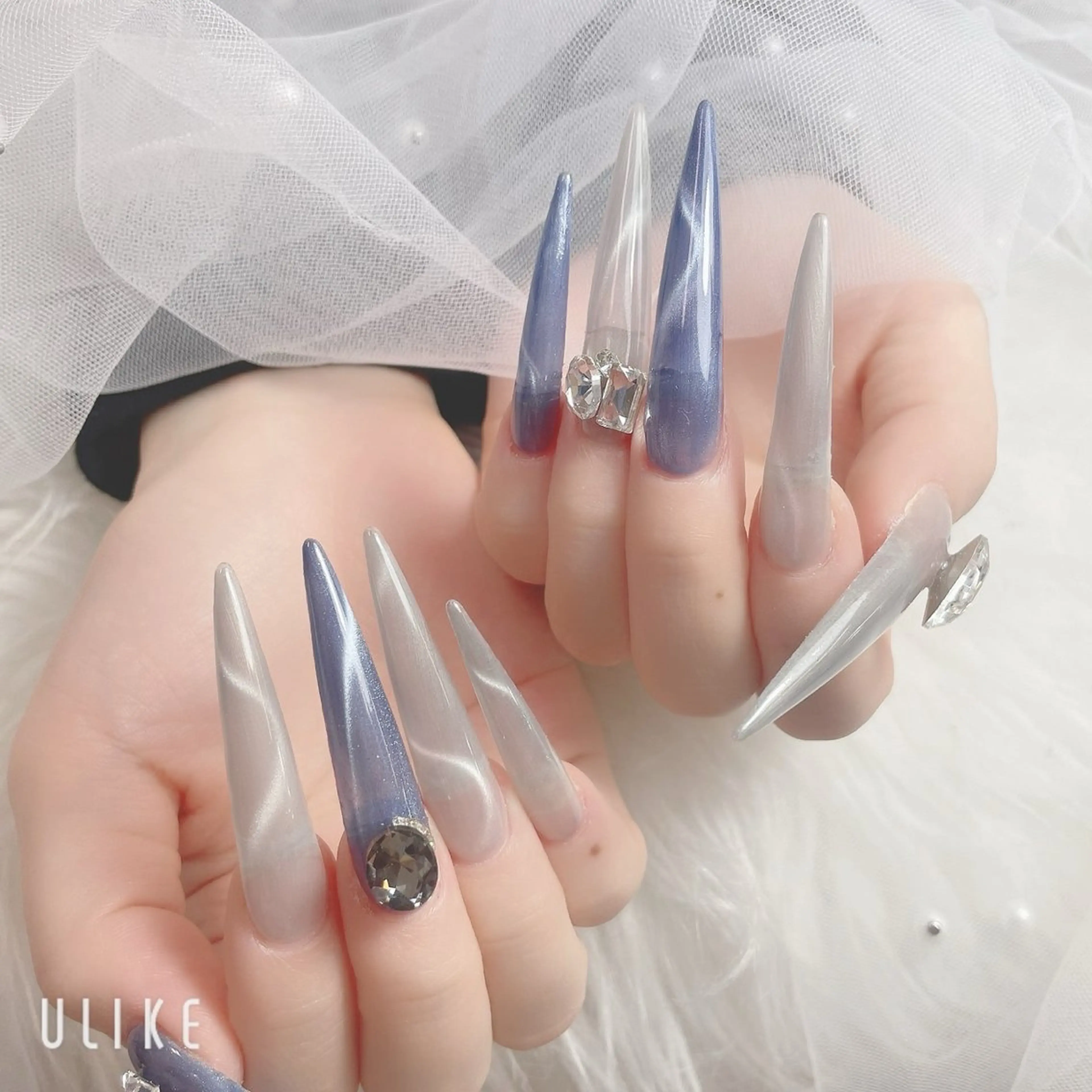 ネイル アートネイル オーロラネイル チークネイル 長さ出し フットネイル ハンドネイル ハンドケア Noiranail_ studio川越西口のネイルデザイン