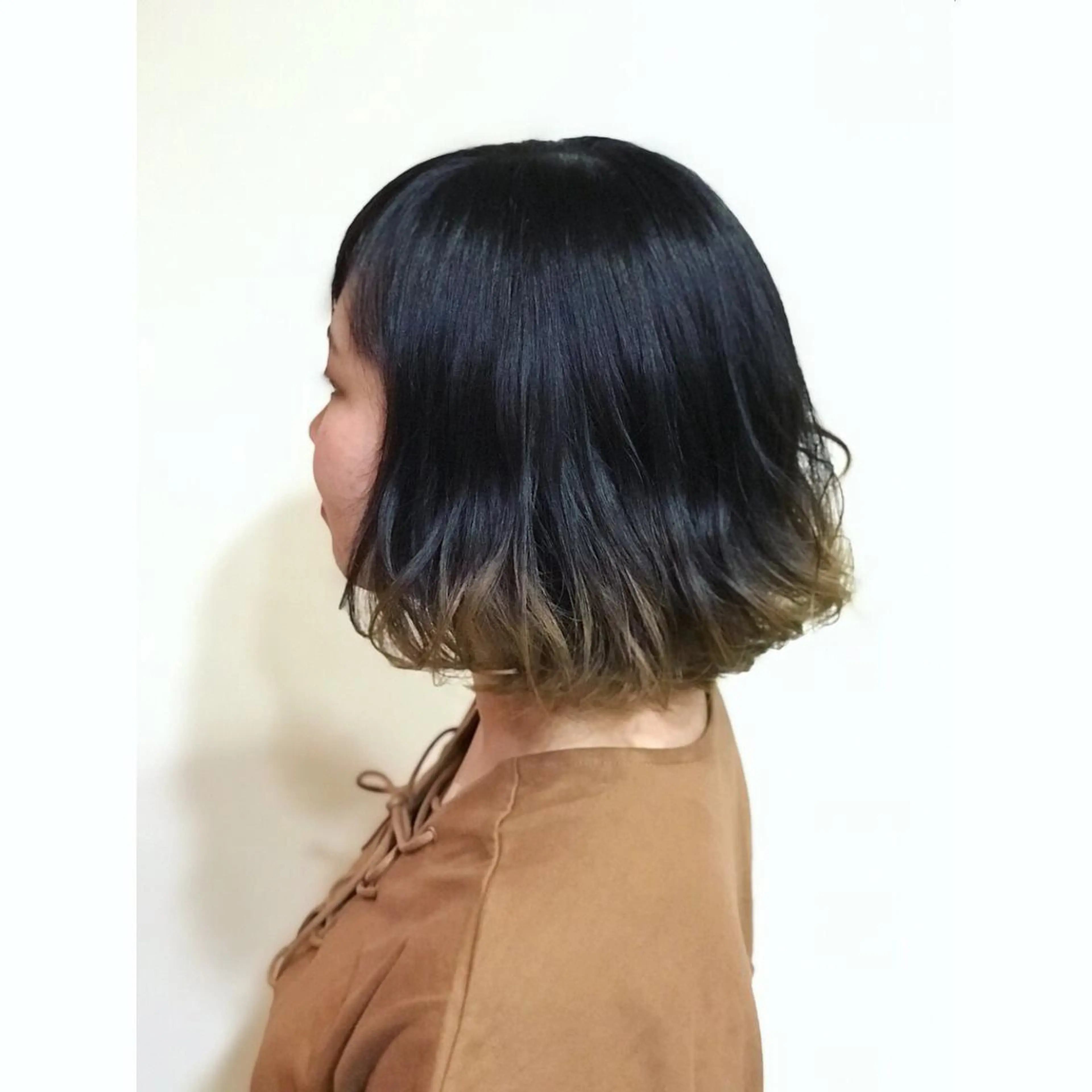 ショート カラー グラデーションカラー ボブ ヘアカラー トリートメント VandV所属・松村 未央のヘアスタイル