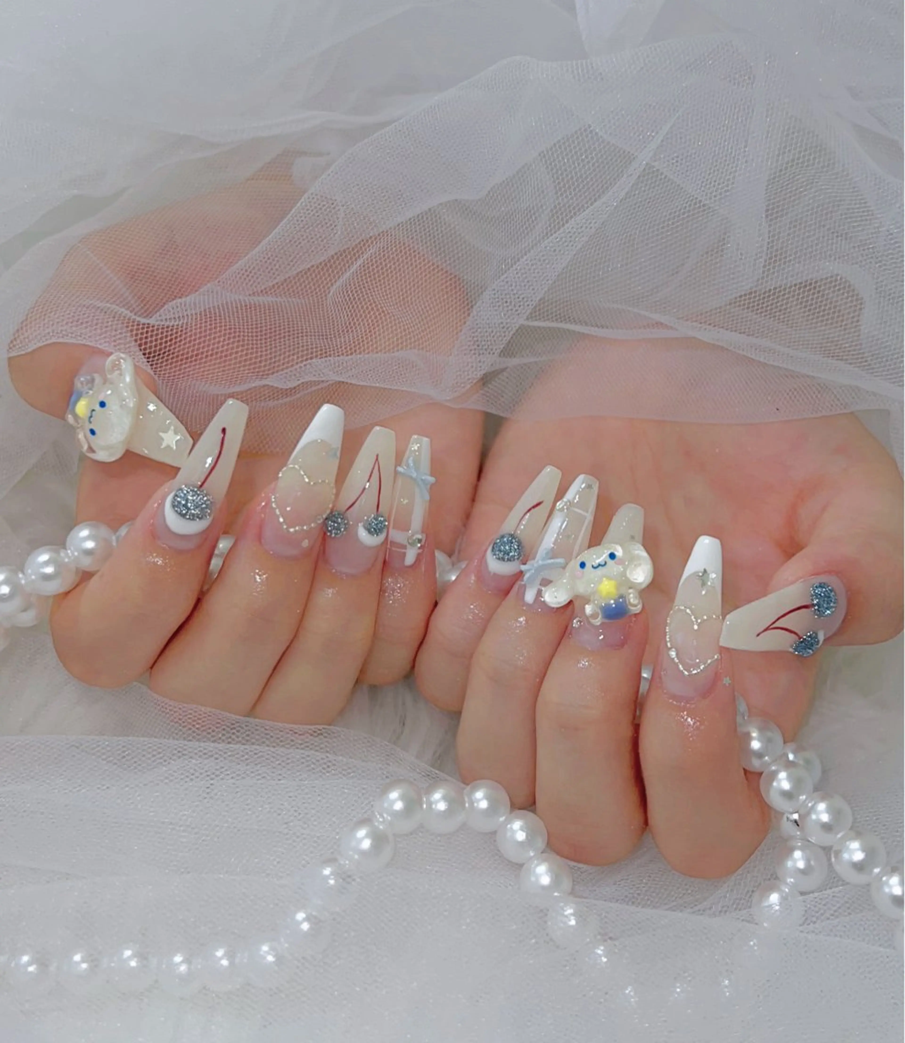 ネイル オーロラネイル クリアネイル フラッシュネイル ジェルネイル グラデーション ZUZU AMEE NAILのネイルデザイン