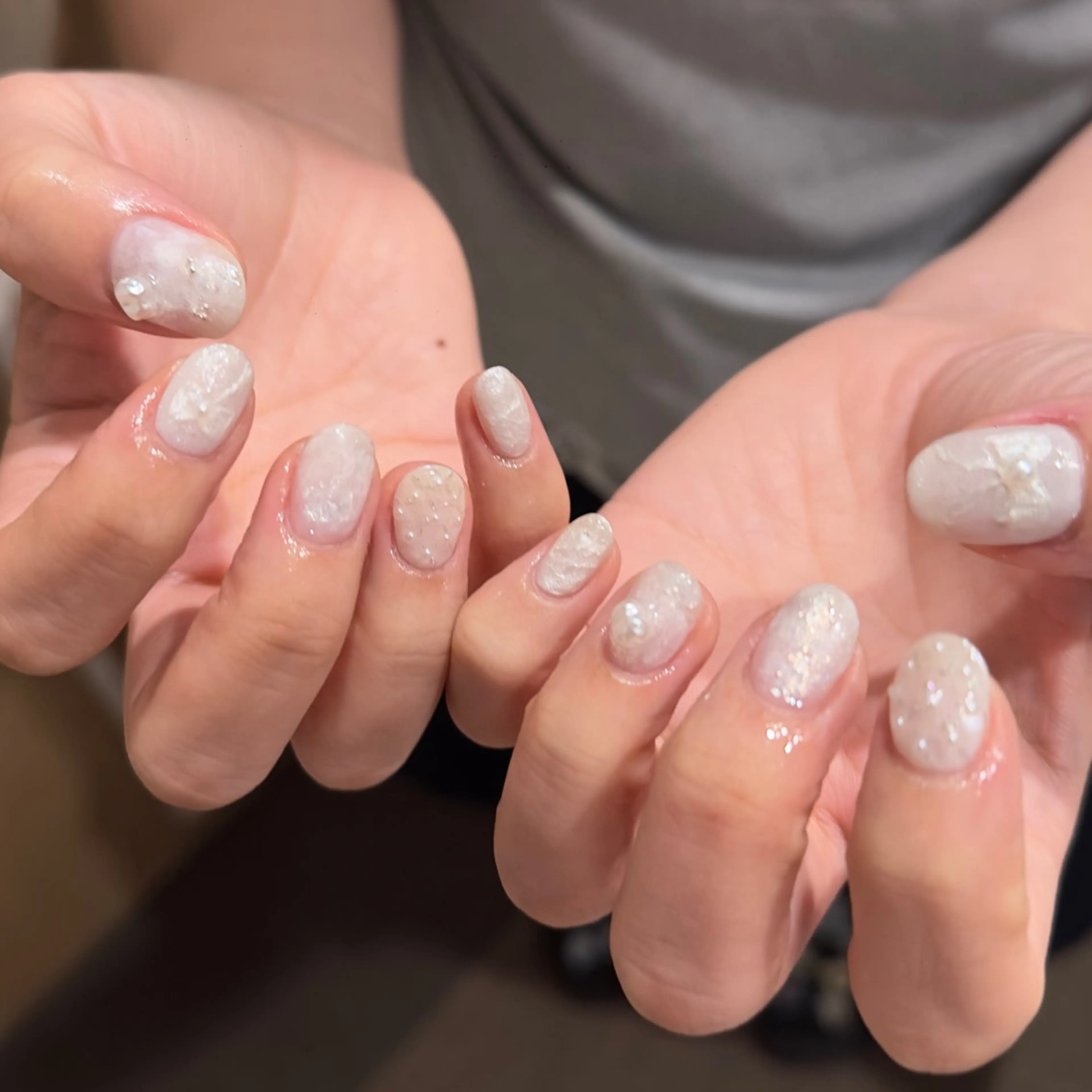 ネイル ハンドネイル 🎀 Hiyubi._.nail 🫧所属・🎀フェイ フェイ🫧💗のネイルデザイン