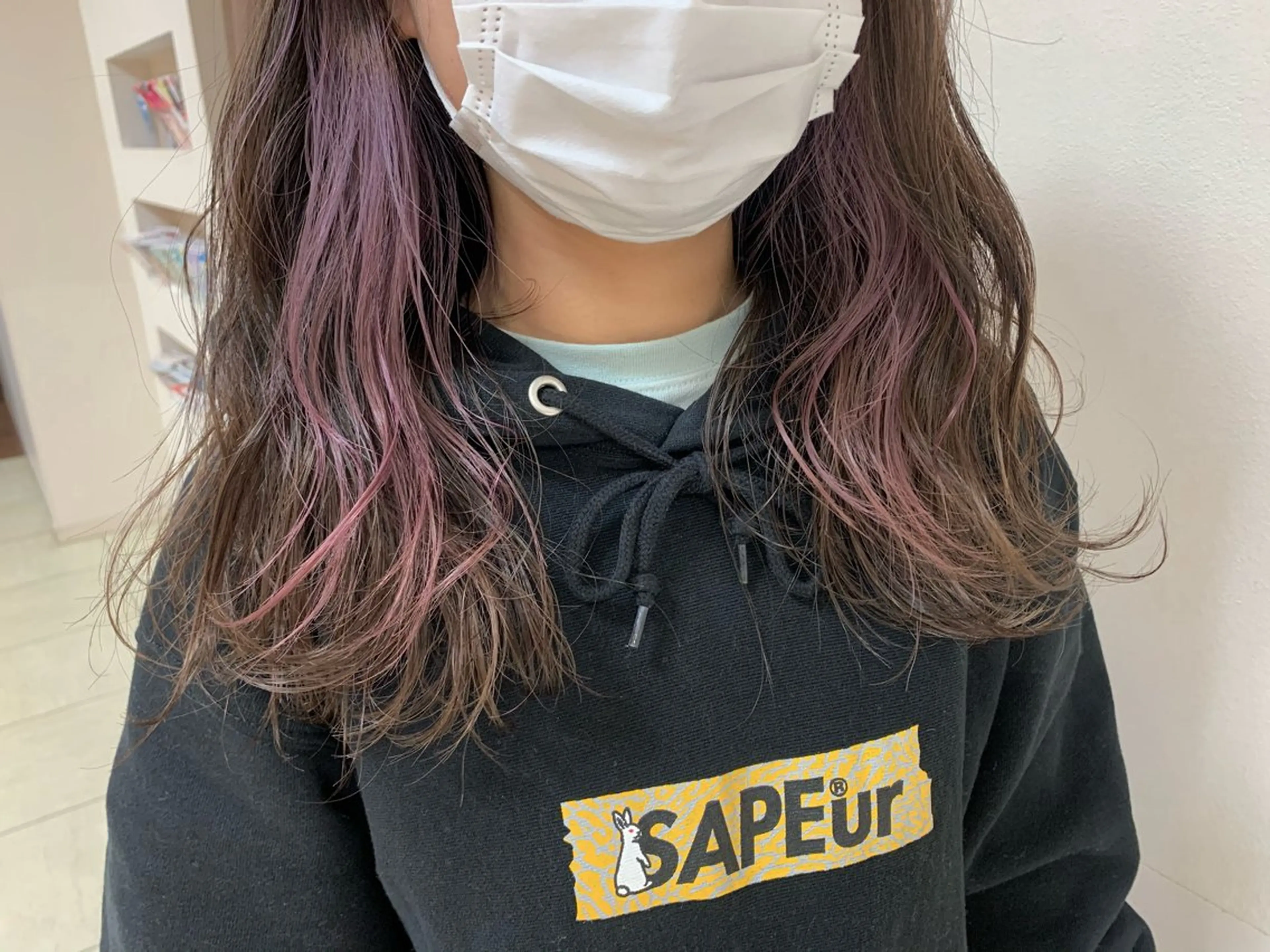 【ブリーチあり‼️】インナーカラー🇰🇷＋うる艶高保湿トリートメント✨❤️の写真