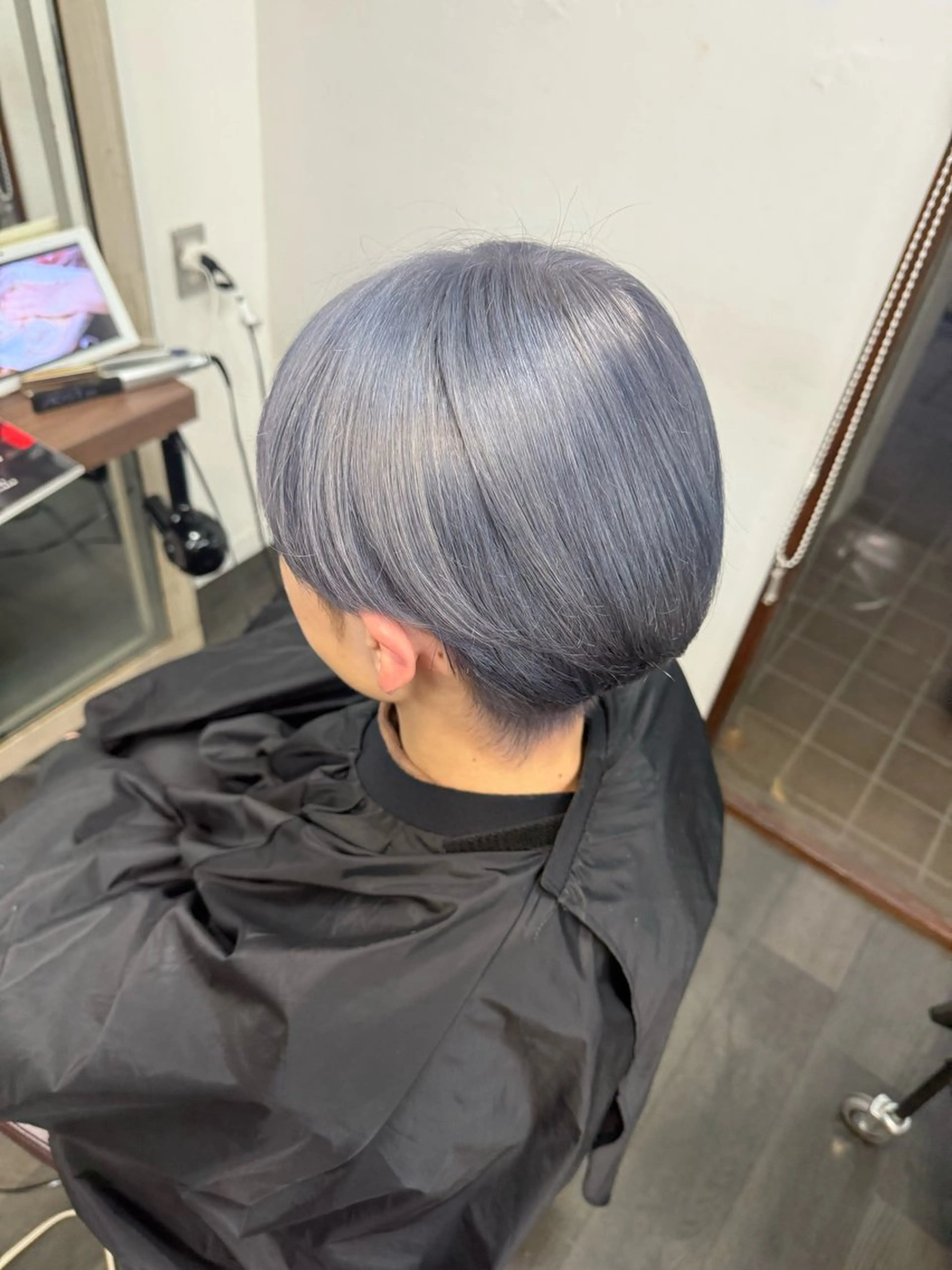 ショート カラー メンズ ラベンダーカラー シルバー ヘアカラー 湘南メンズパーマ / タカシマダイスケのヘアスタイル