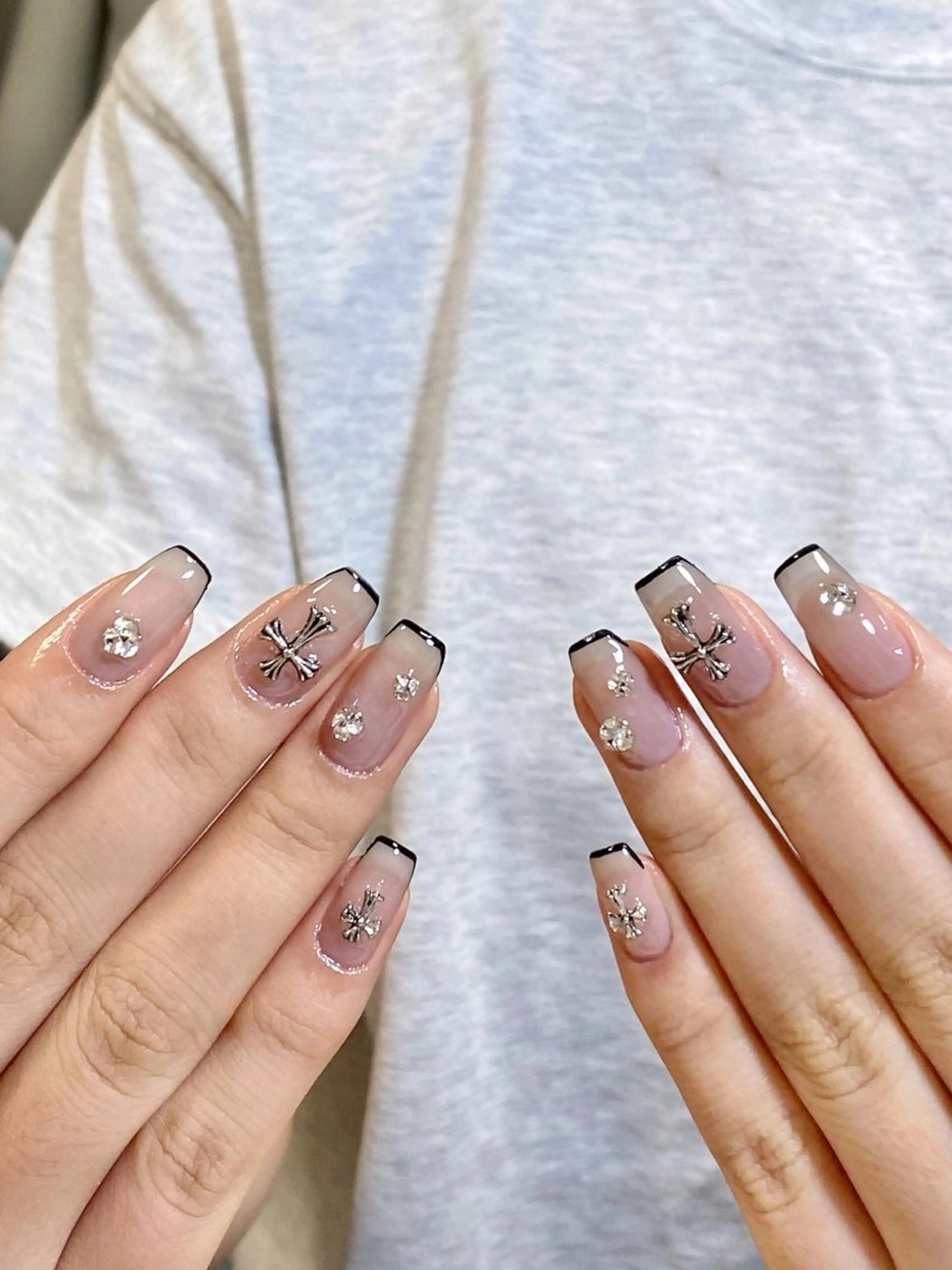 ネイル EE.Nail所属・FuFu.Nail 2️⃣番のネイルデザイン