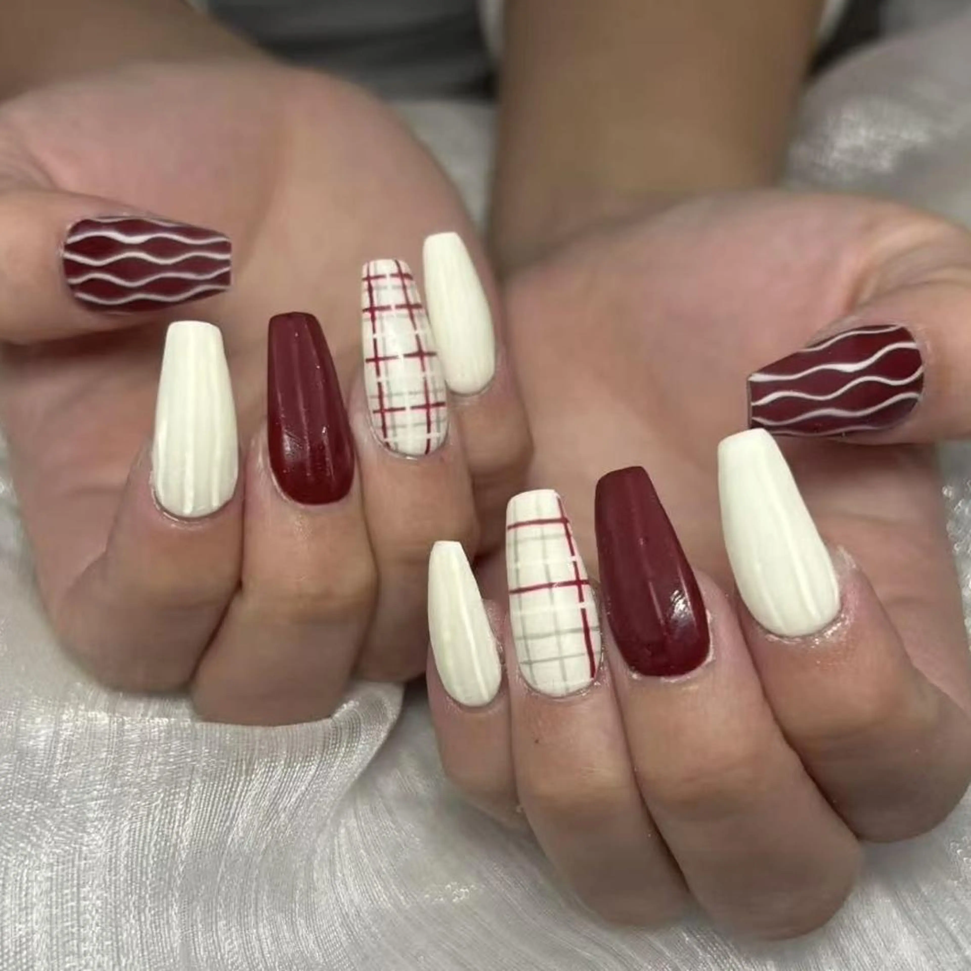 ネイル DEMAIN- 🕊️のネイルデザイン