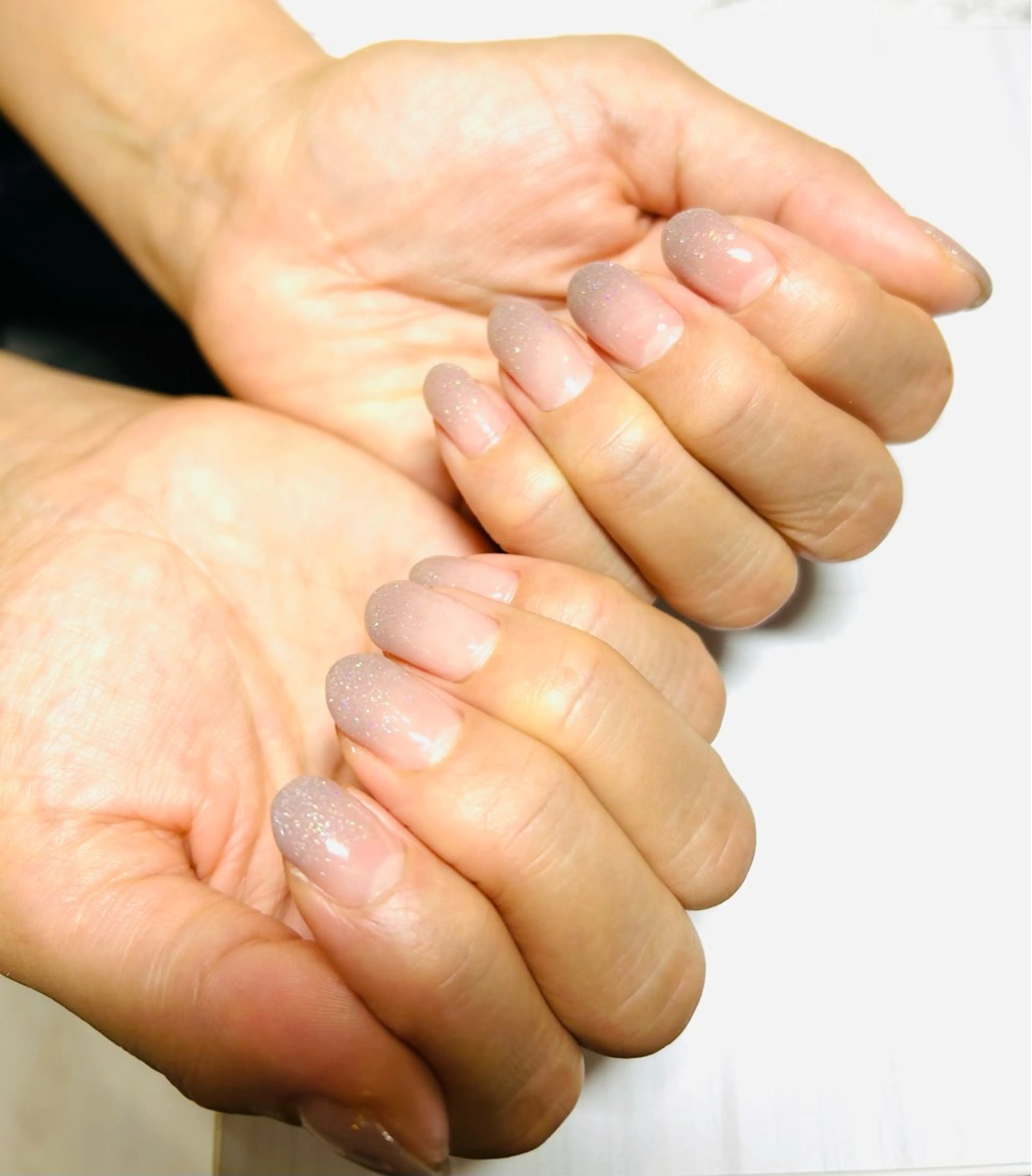 ネイル フラッシュネイル フットネイル フレンチネイル ラメ(グリッター) ラメグラデーション Ｈ3（エイチスリー）所属・H3 hitoのネイルデザイン