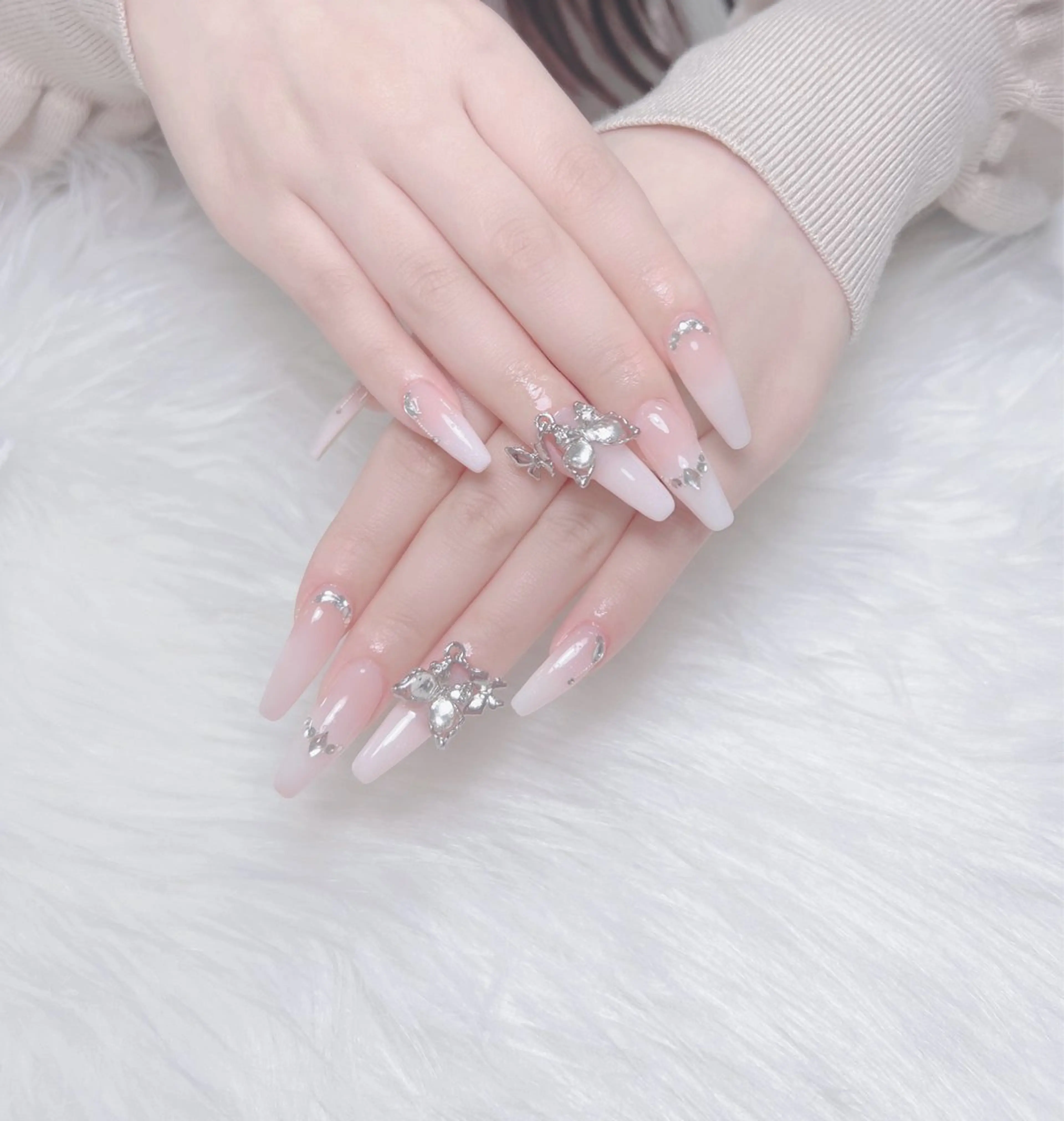 ネイル ハンドネイル uuネイルサロン所属・uu ネイルサロン関内🌼のネイルデザイン