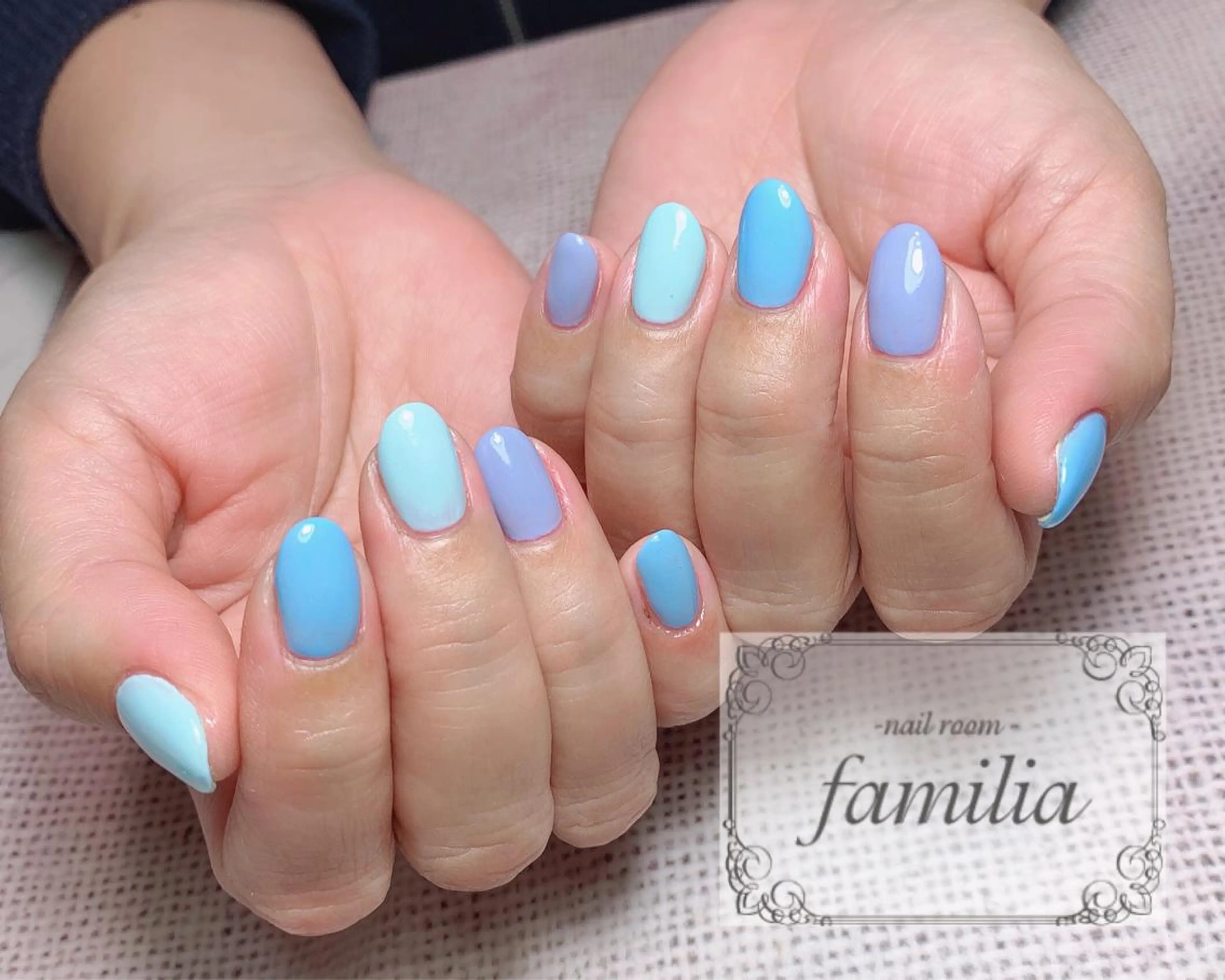 ネイル ハンドネイル -nailroom- familiaのネイルデザイン