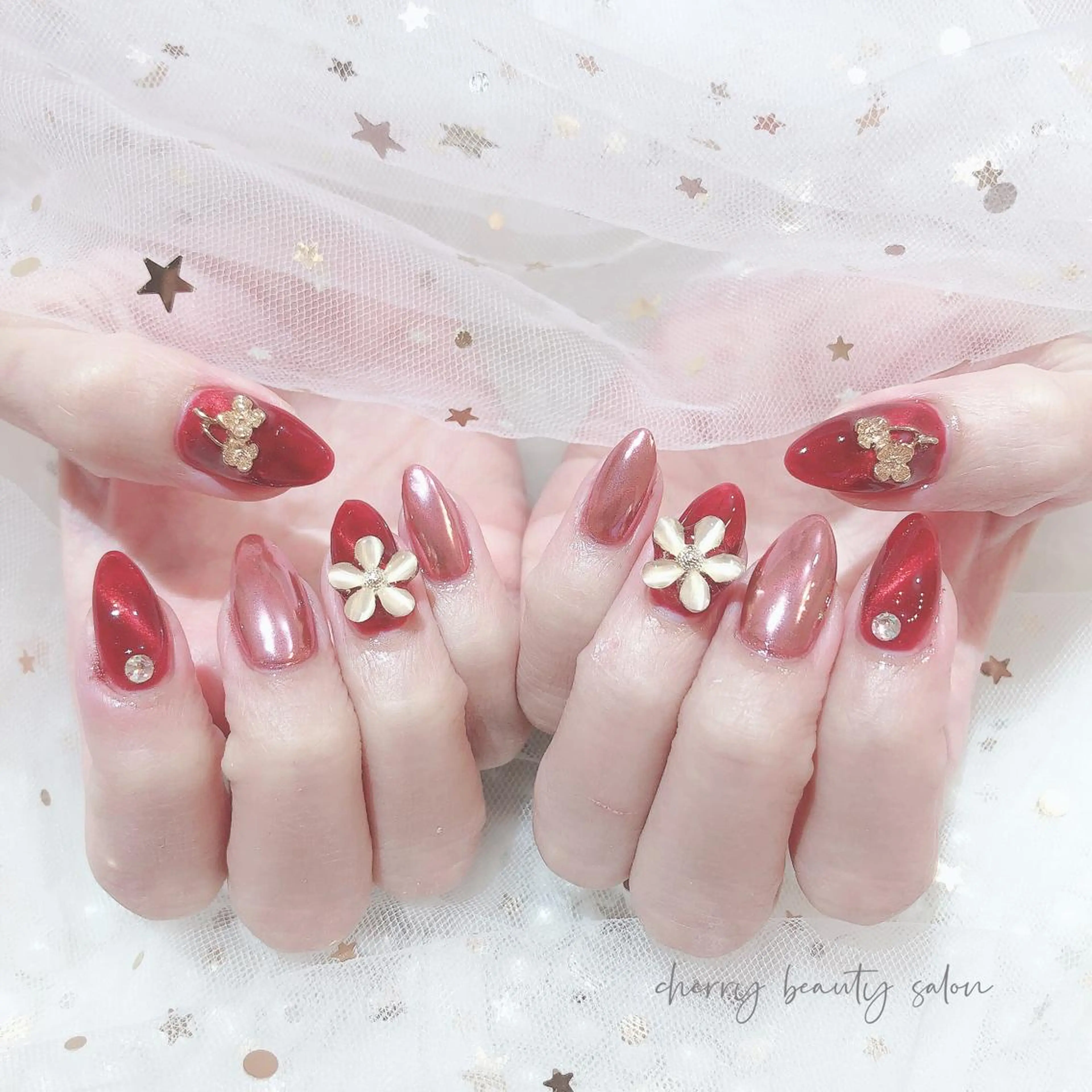 セミロング SAKURA 🍒のネイルデザイン