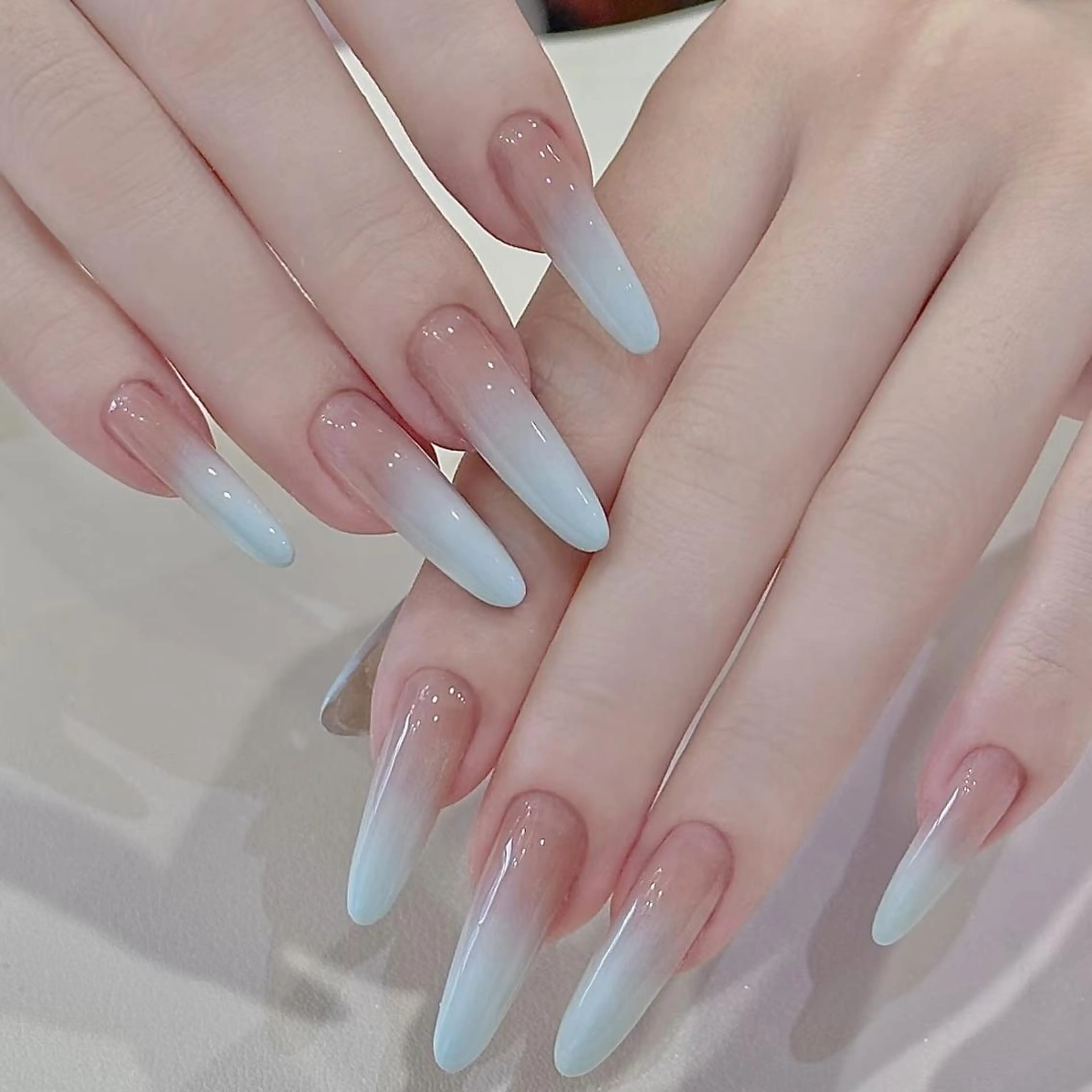 ネイル ハンドネイル ハンドケア DEMAIN- 🌹のネイルデザイン