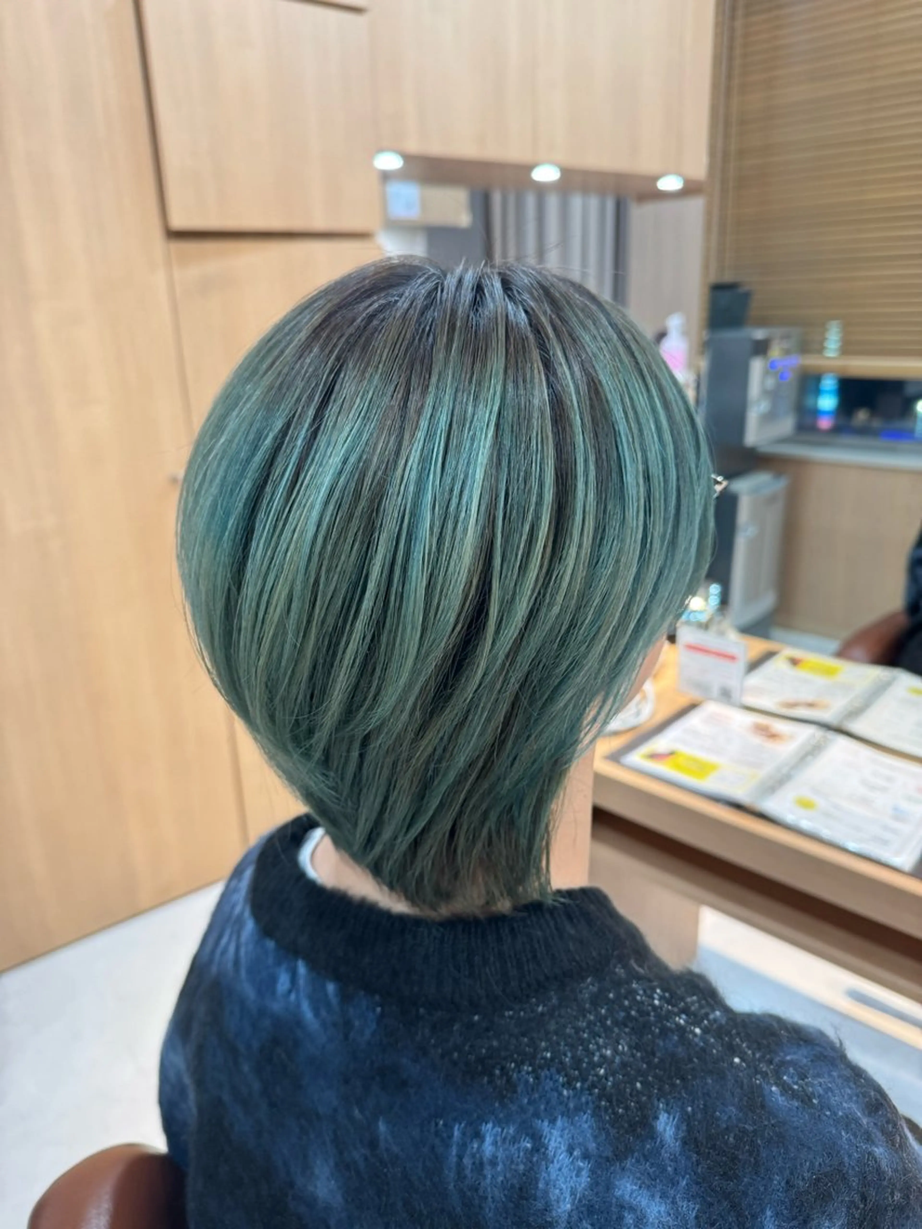 カラー UNIX所属・中野 希望のヘアスタイル