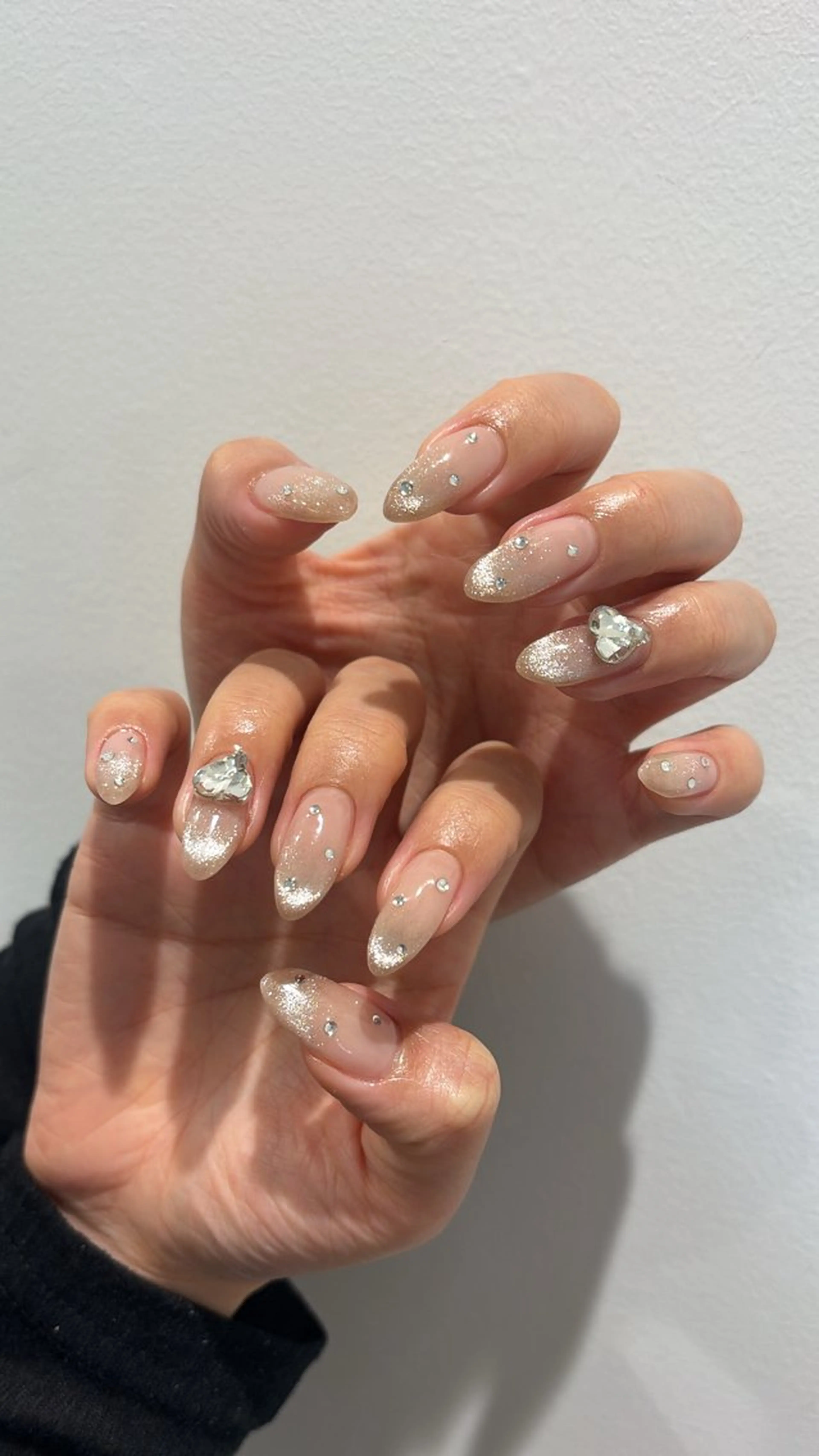 ネイル マグネットネイル ハンドネイル tote. airiのネイルデザイン