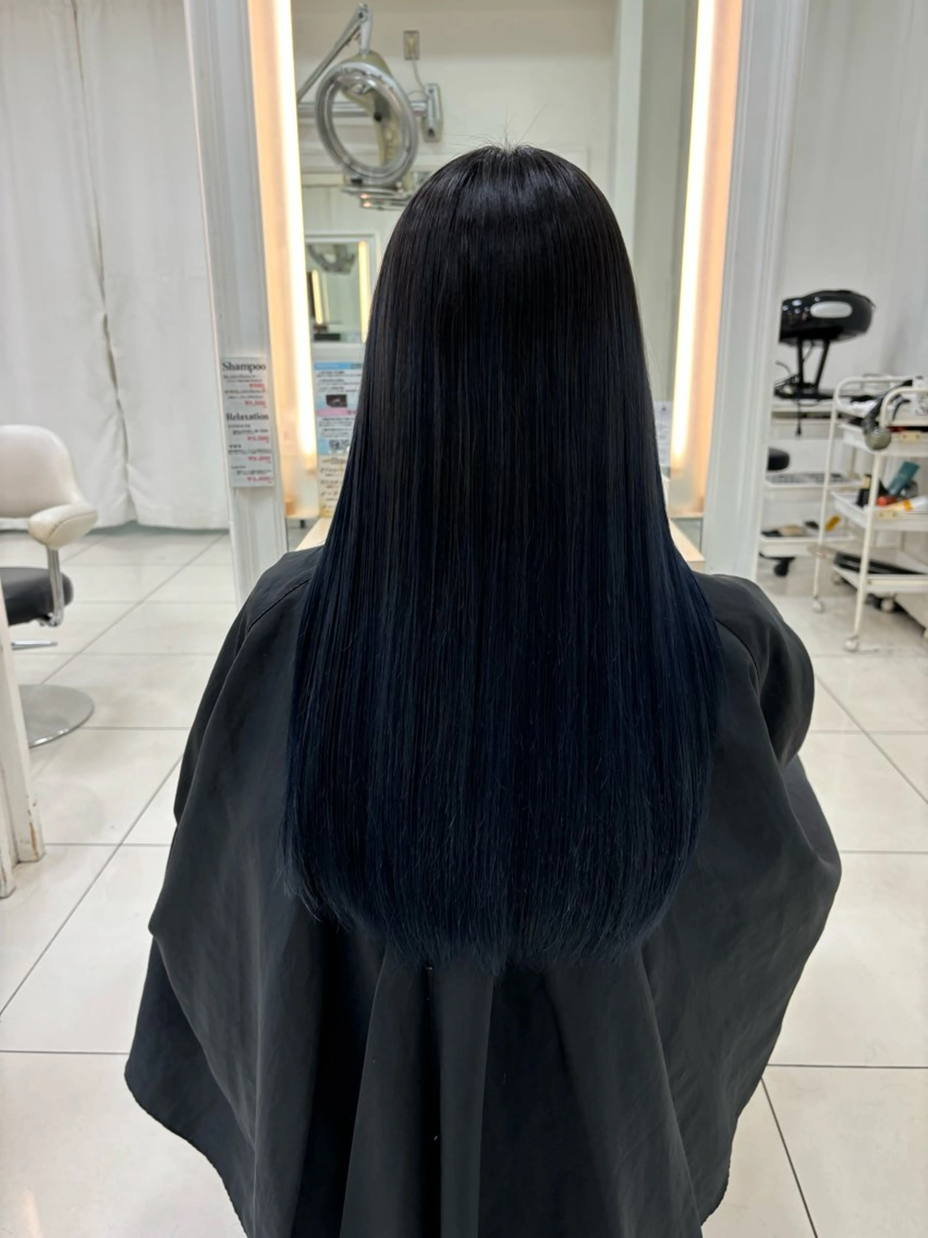 ロング カラー ヘアカラー 🌨️Ash小岩 ハセベ🌨️のヘアスタイル