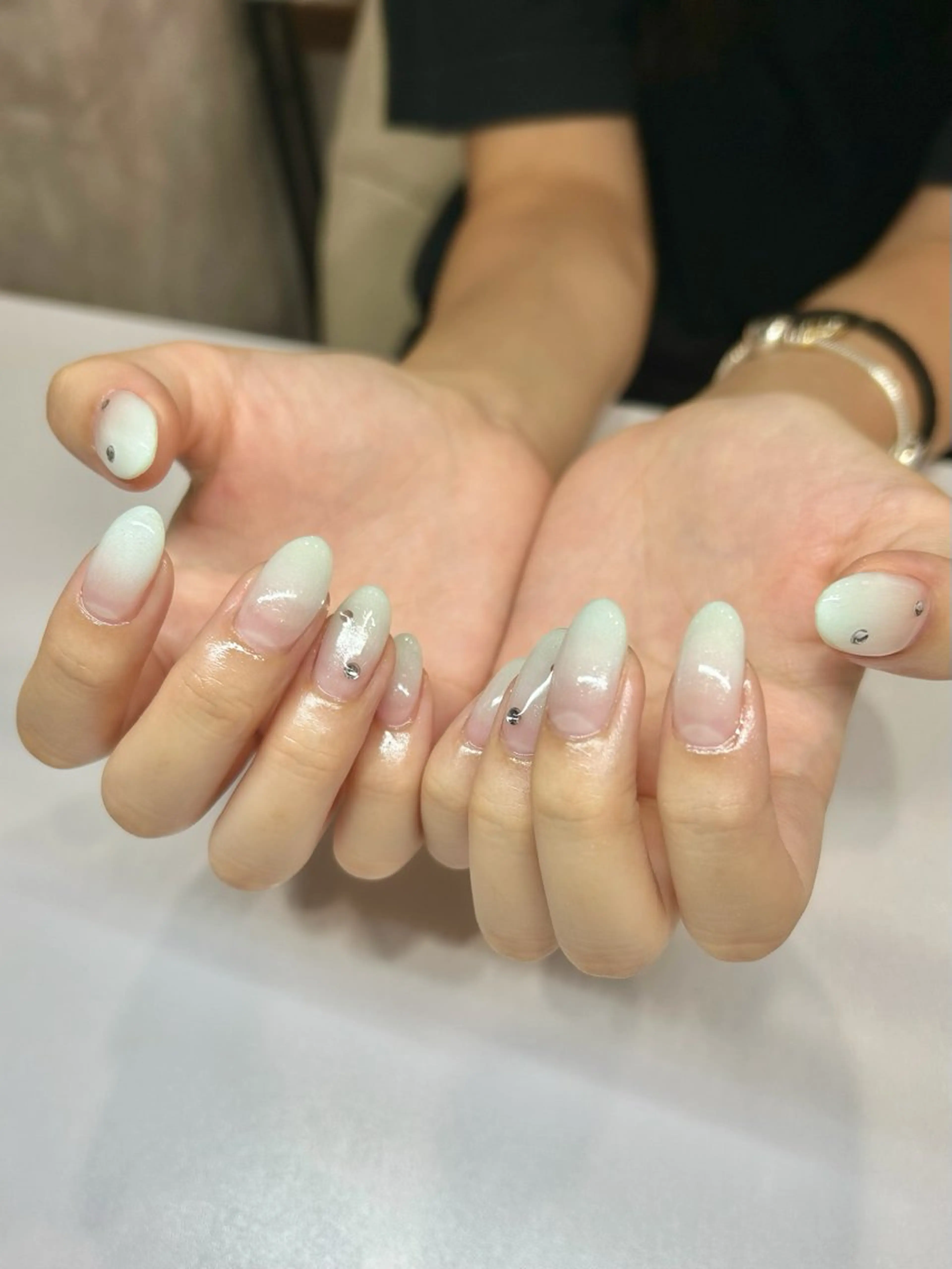 ネイル グラデーション ハンドネイル welina Miyukiのネイルデザイン