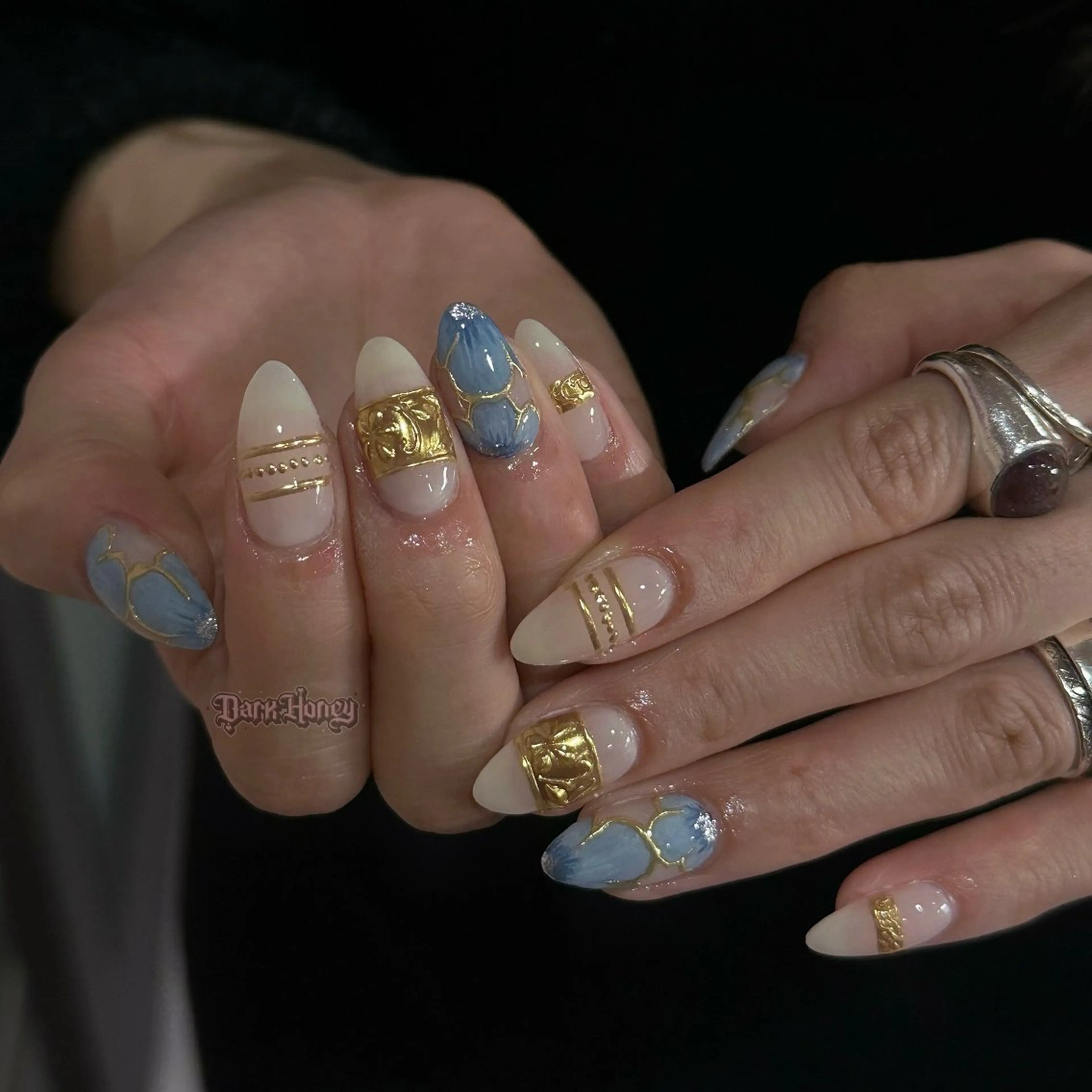 ネイル ハンドネイル Dark honey スカルプ専門原宿店のネイルデザイン