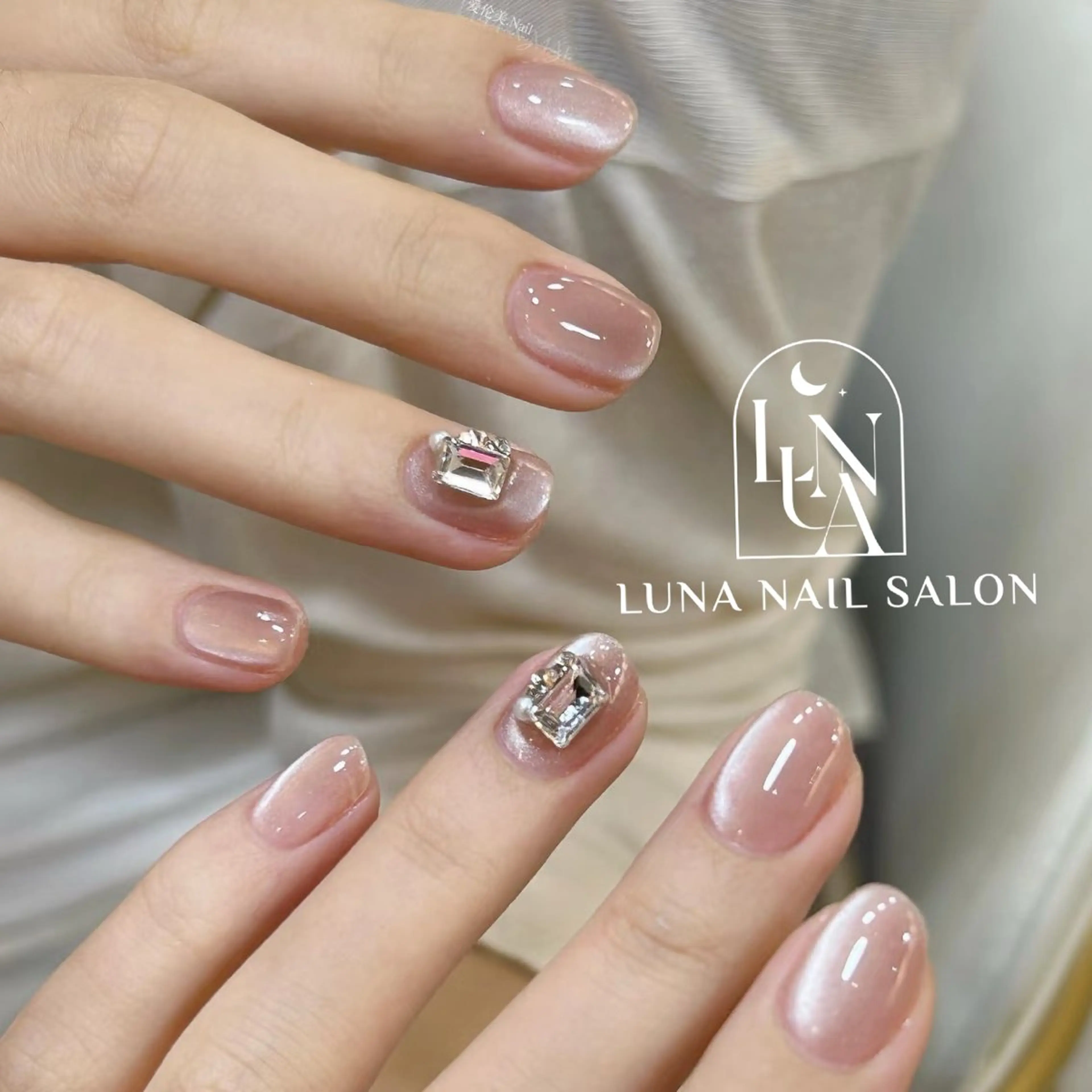 ネイル アートネイル フレンチネイル ジェルネイル ガラスフレンチ 韓国ネイル ハンドネイル ハンドケア LUNA Nail salon💕のネイルデザイン