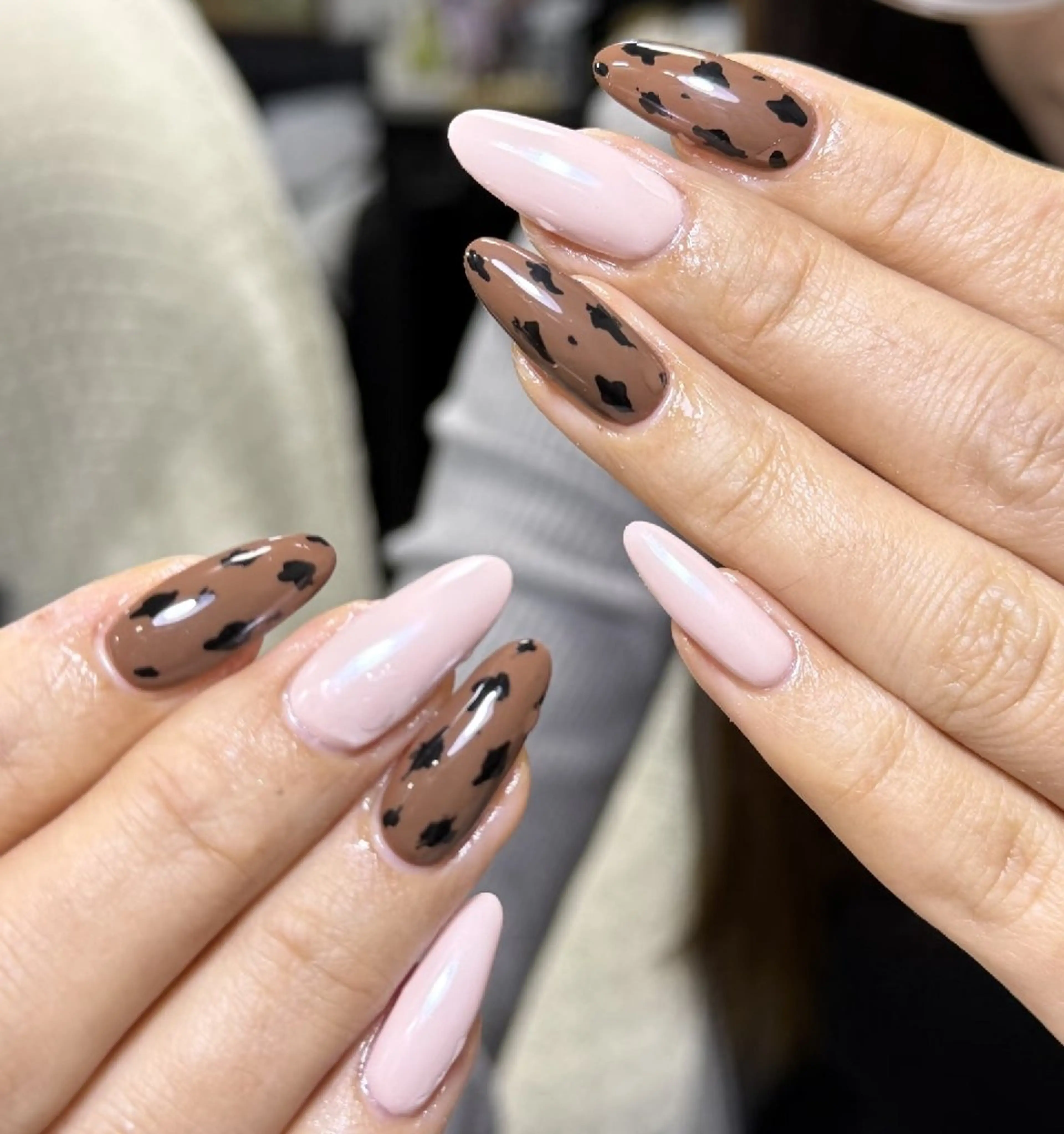 ネイル ハンドネイル モニカ アキイのネイルデザイン