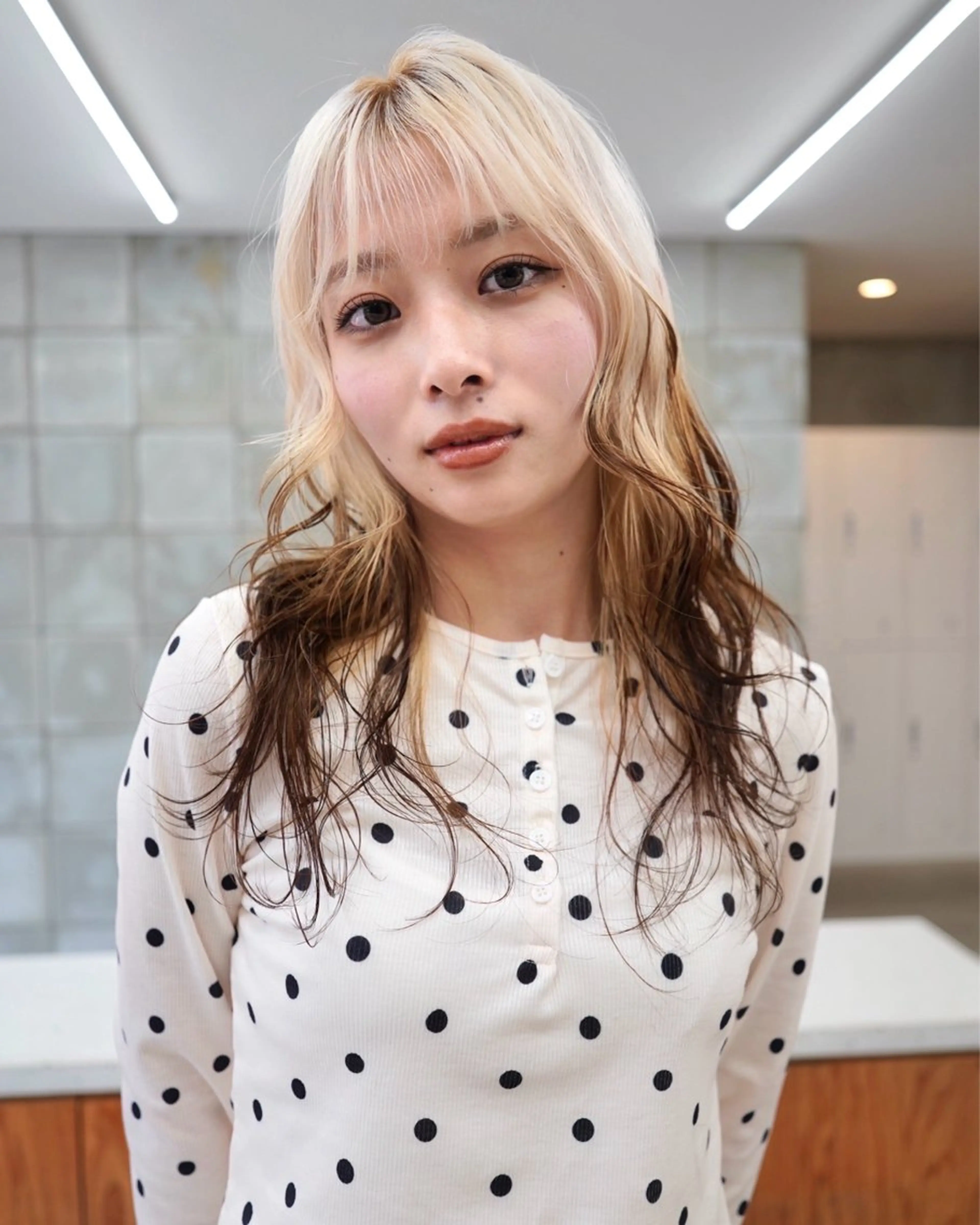 ロング カラー 抜きっぱなしブロンド ブロンド カット ヘアカラー トリートメント デザイン/レイヤー Kaito🐩/栄のヘアスタイル