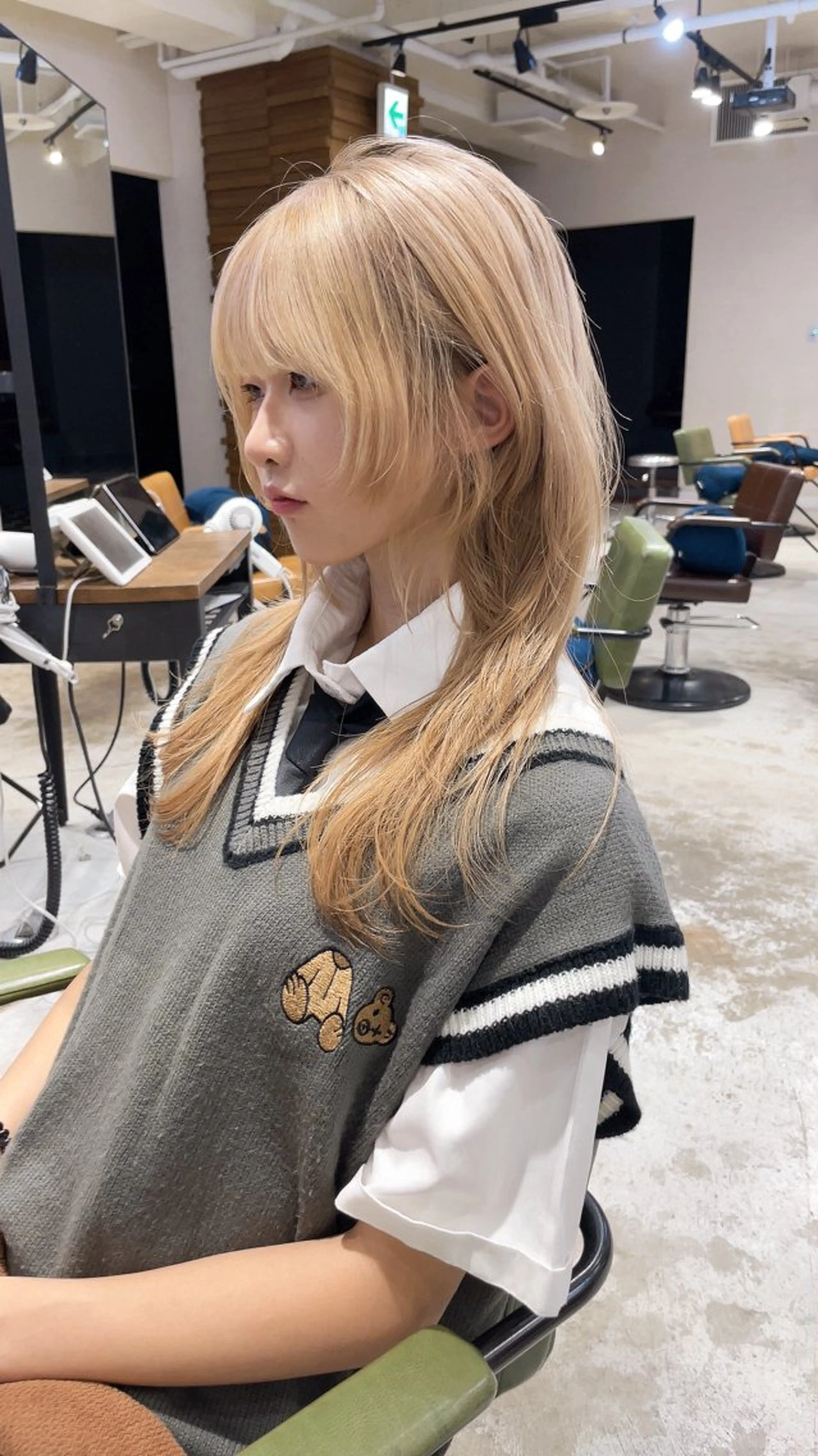 ロング ロング ウルフカット ガレリアエレガンテ栄店所属・ウルフカット/ ハッシュカット/山路のヘアスタイル