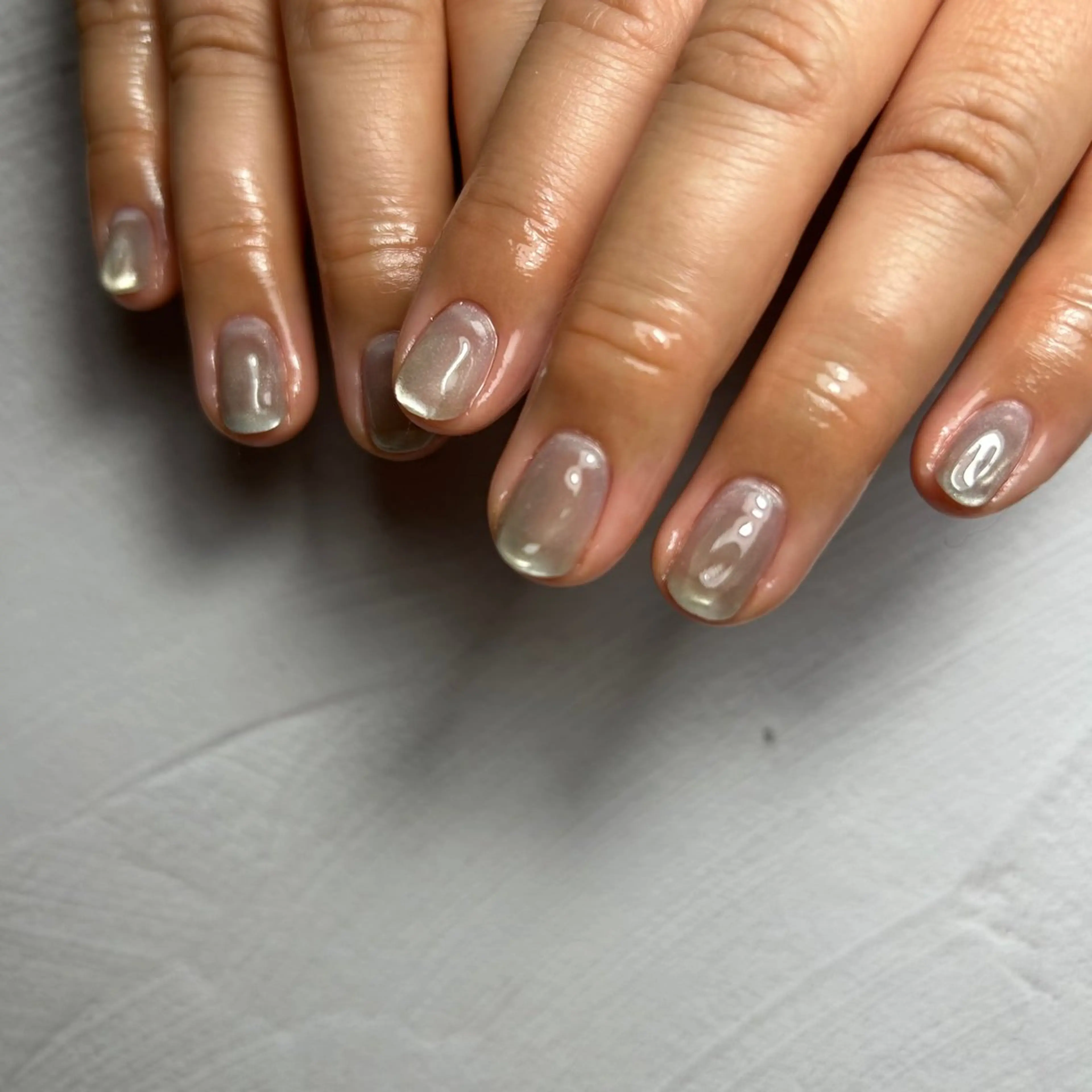 ネイル マグネットネイル ニュアンスネイル ぷっくりネイル Aika／爪エステ プロテケアネイル®︎のネイルデザイン