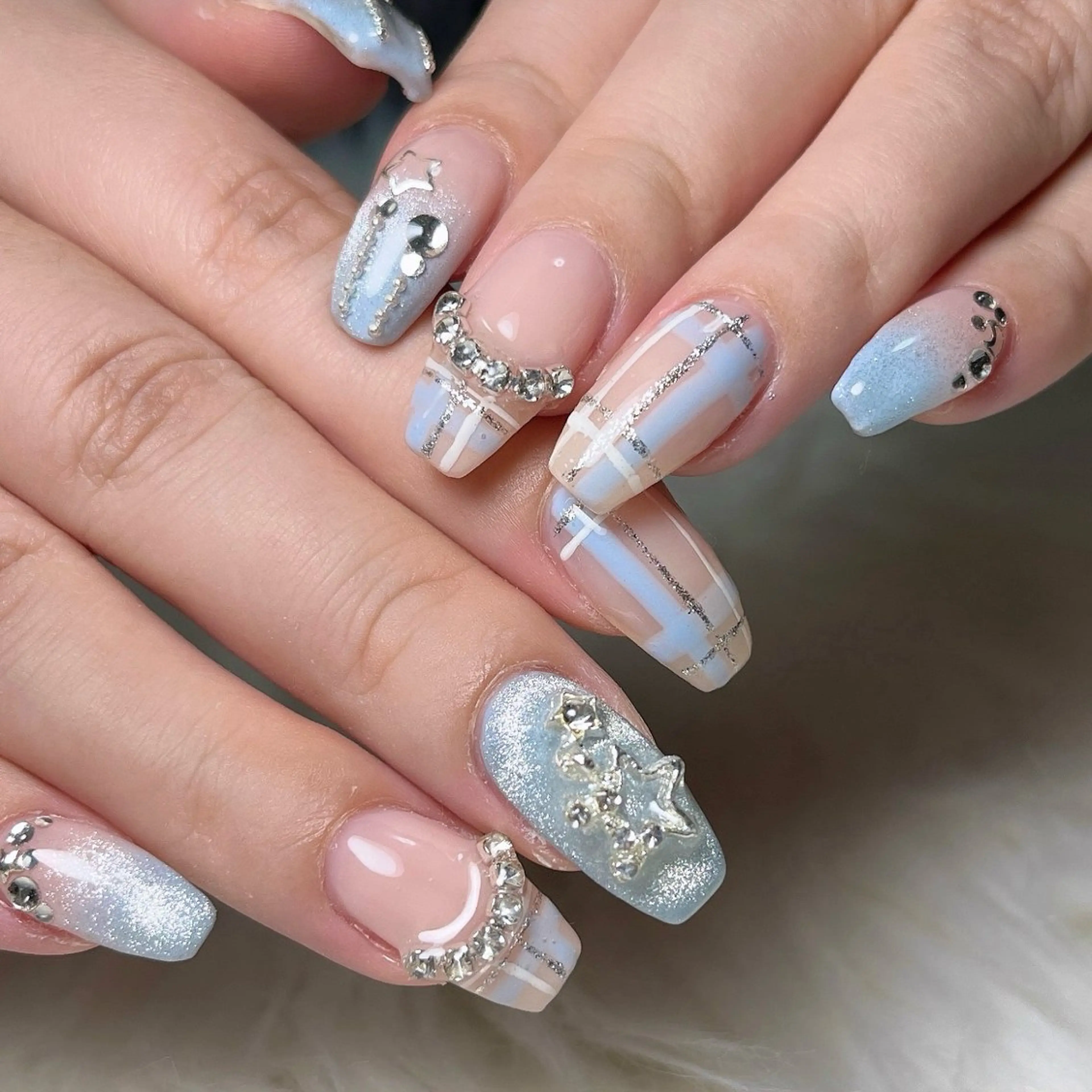 ネイル 韓国ネイル ラメ(グリッター) 持ち込み ハンドネイル 🐕‍🦺Yappy 💗A-tanのネイルデザイン