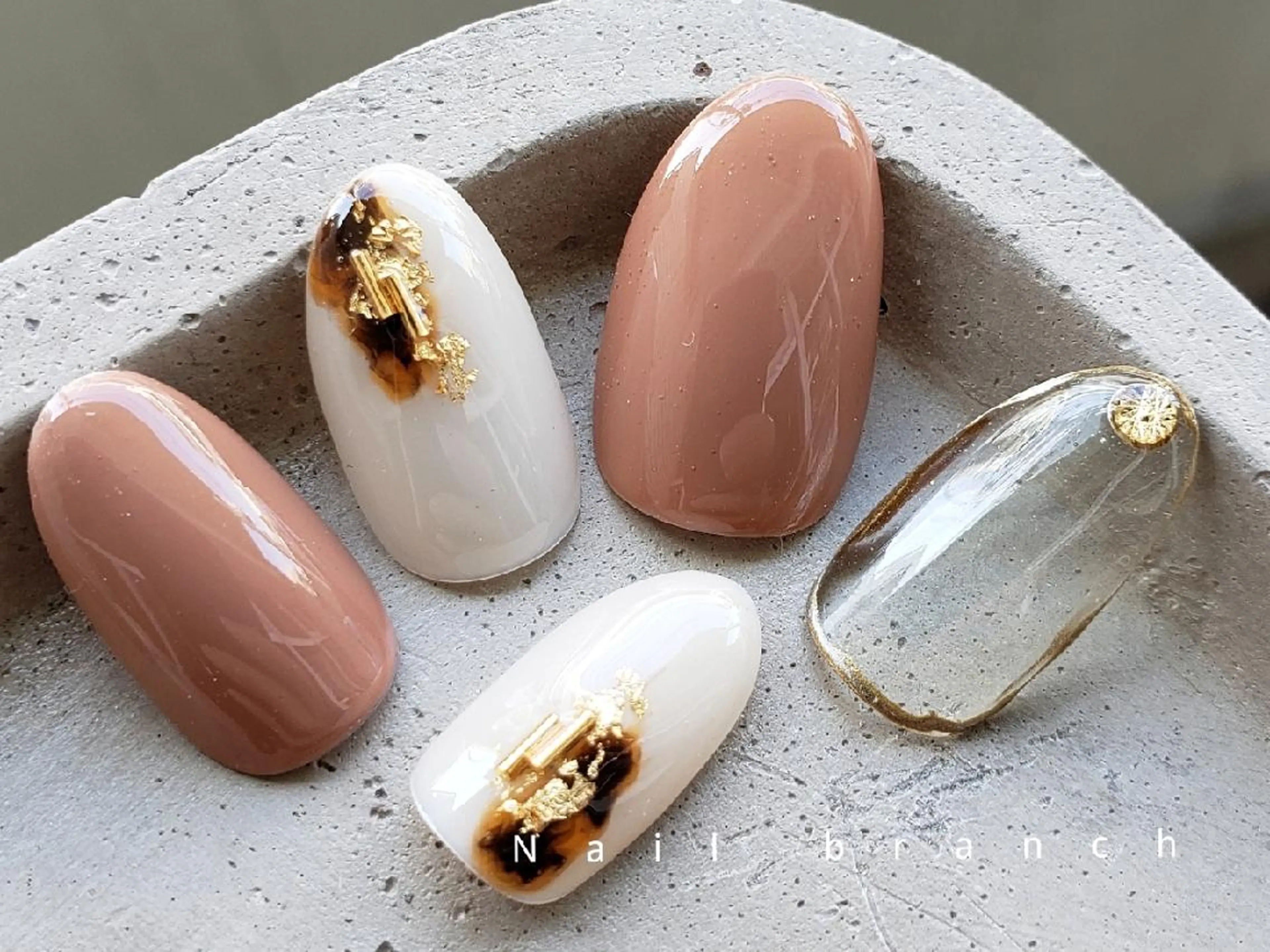 ネイル べっ甲ネイル ニュアンスネイル Nail branchのネイルデザイン