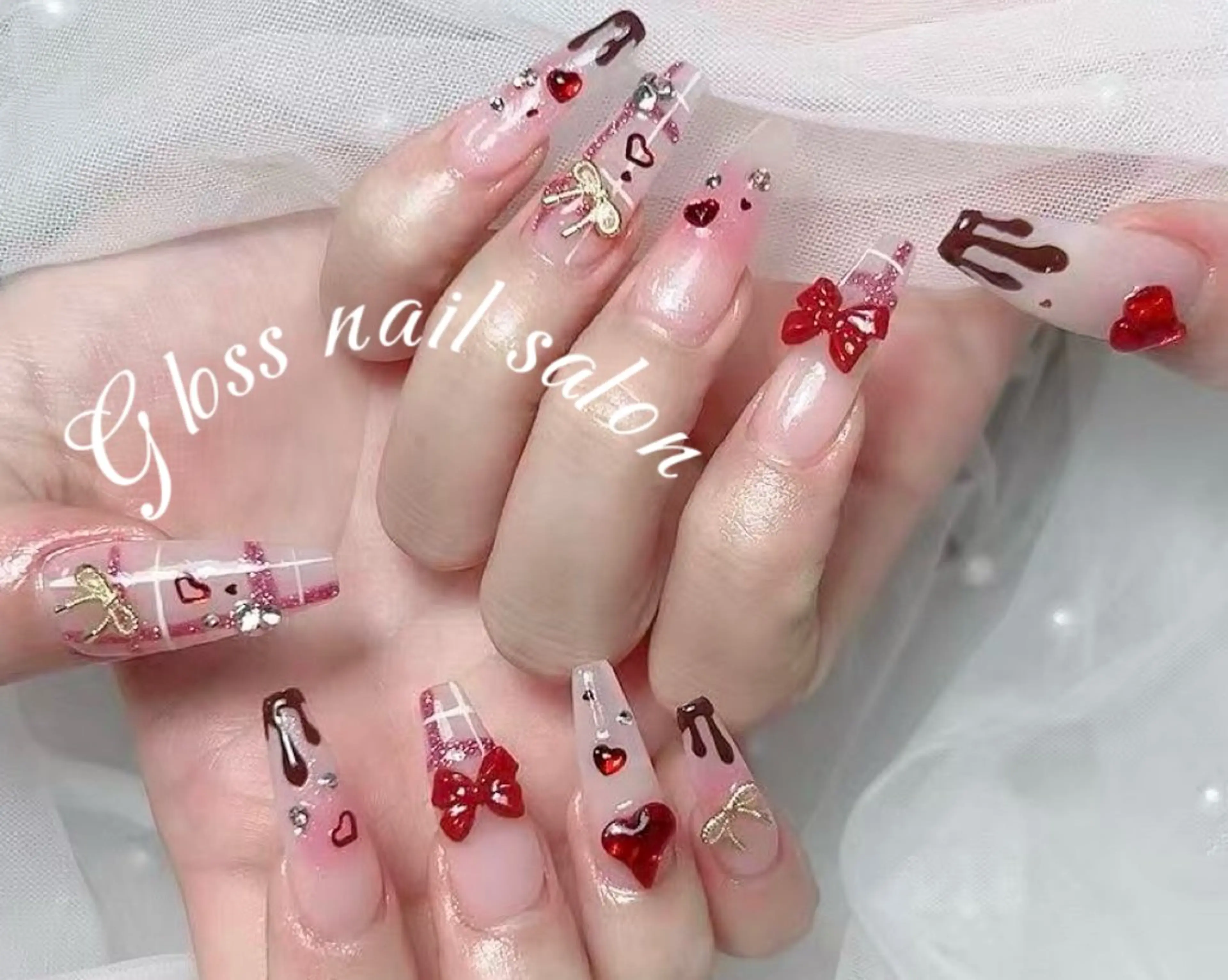ネイル Gloss nail 💅yuna✨のネイルデザイン