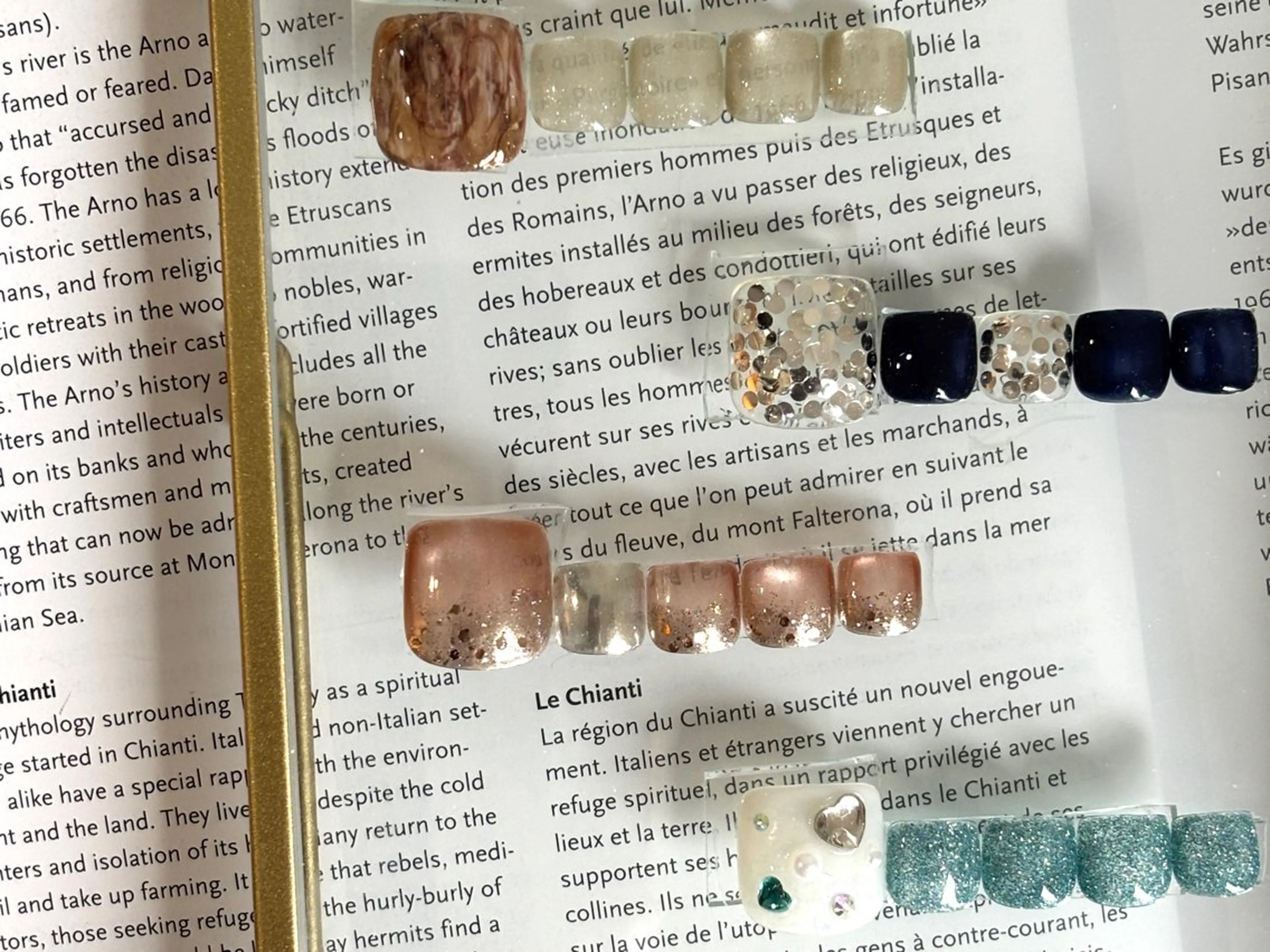 ミニモ限定価格⚜️＜オフなし＞foot 持ち込みアートの写真