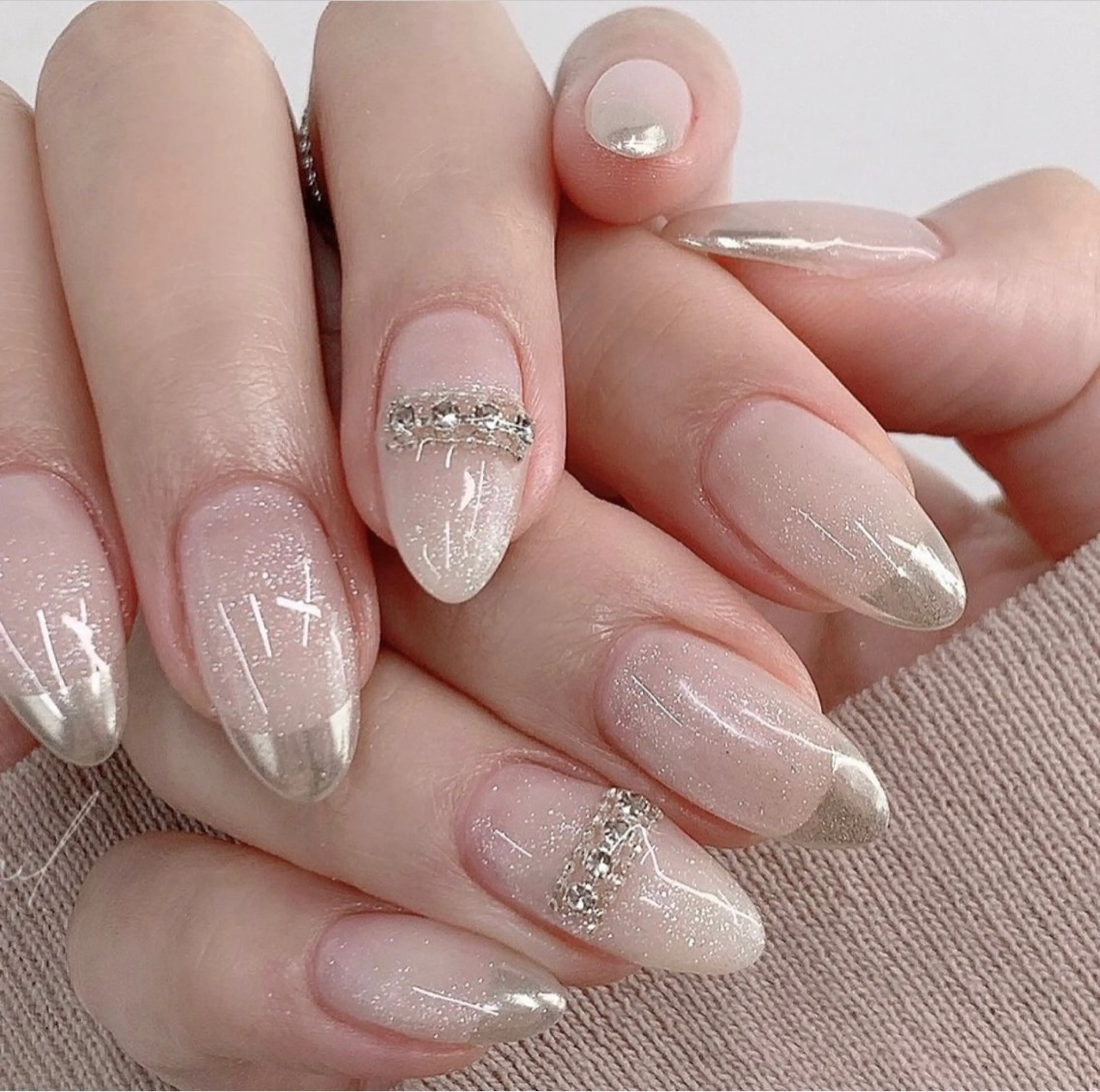 ネイル HIN NAILのネイルデザイン